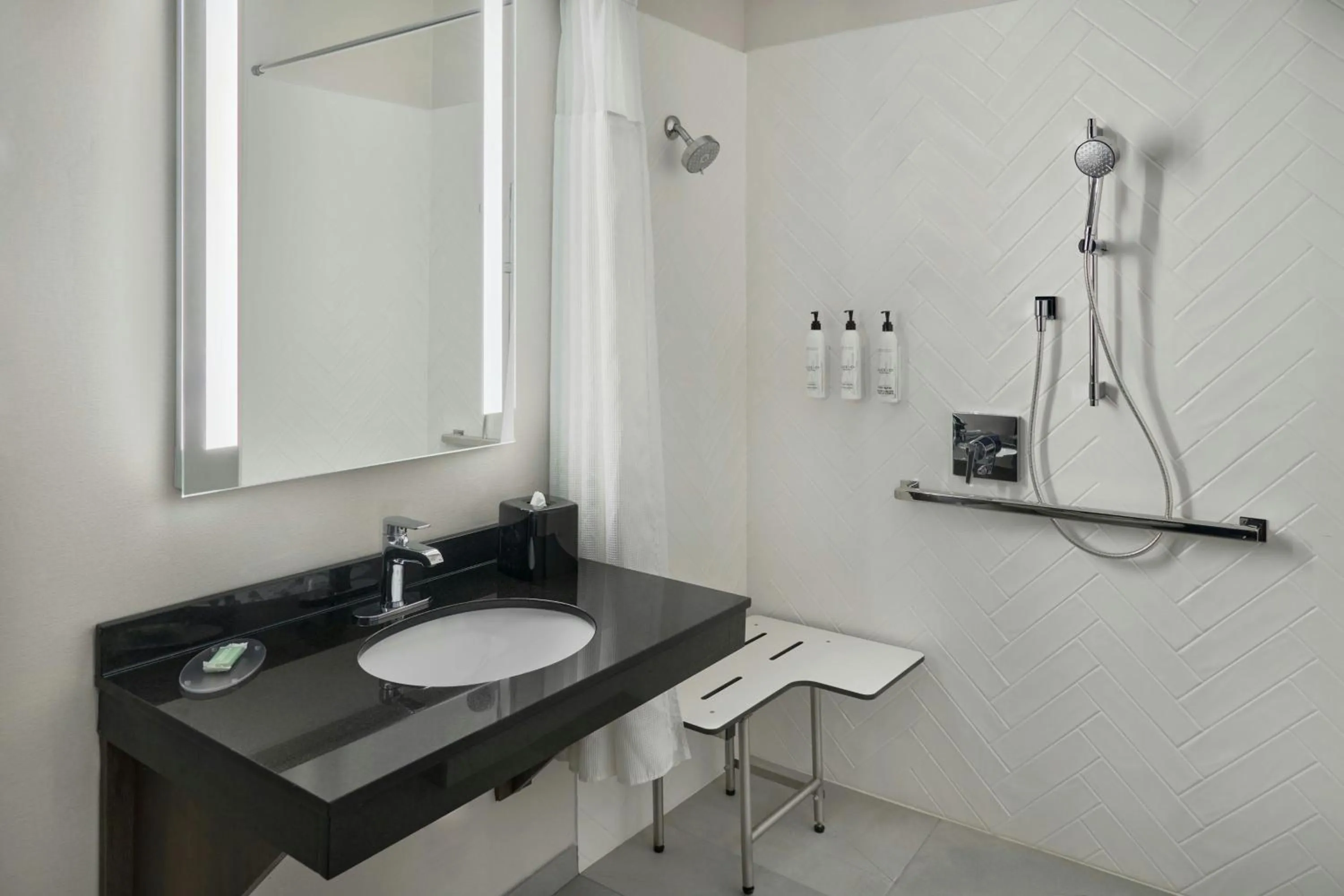 Bathroom in Fairfield Inn & Suites Detroit Farmington Hills