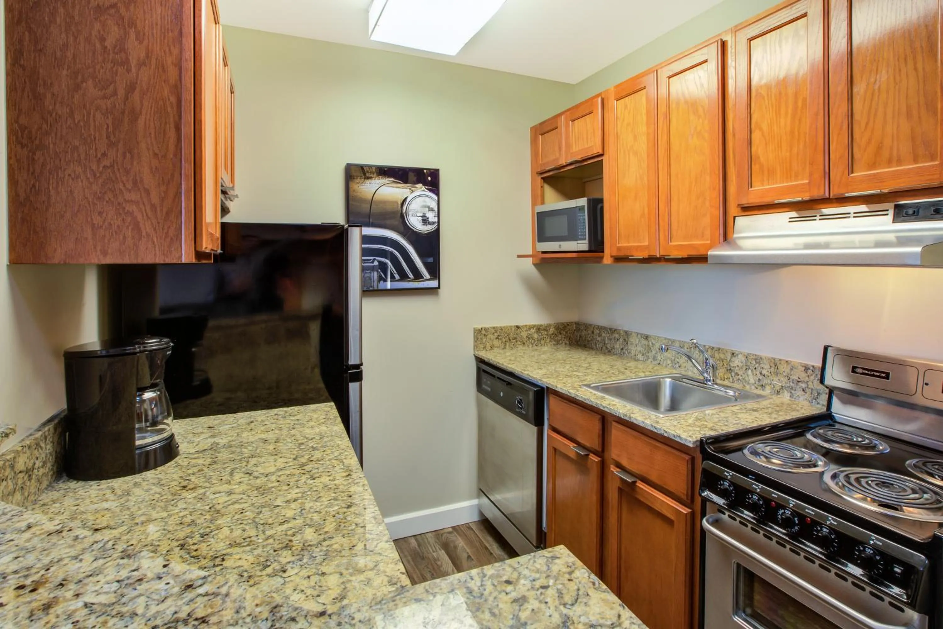 Kitchen or kitchenette in TownePlace Suites Detroit Sterling Heights