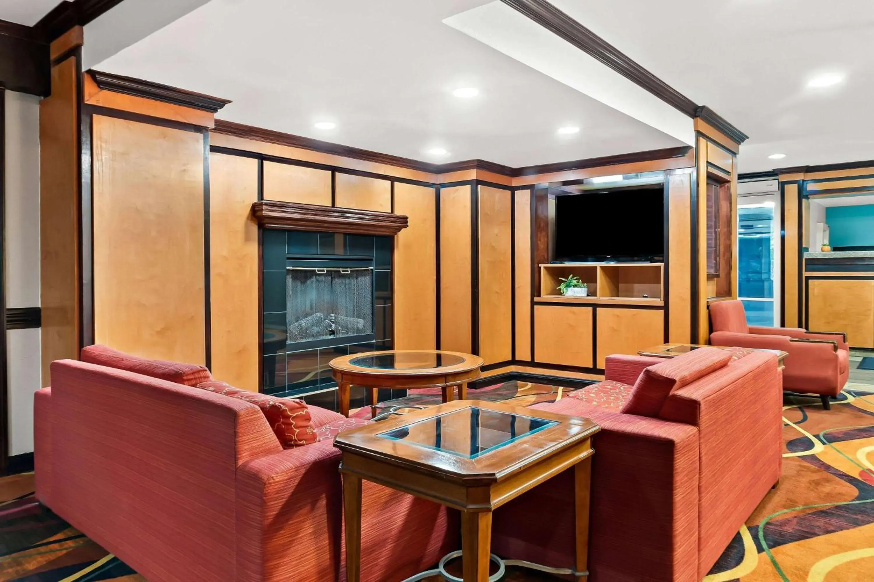 Lobby or reception in Days Inn & Suites by Wyndham Warren Lobby or reception in Days Inn & Suites by Wyndham Warren