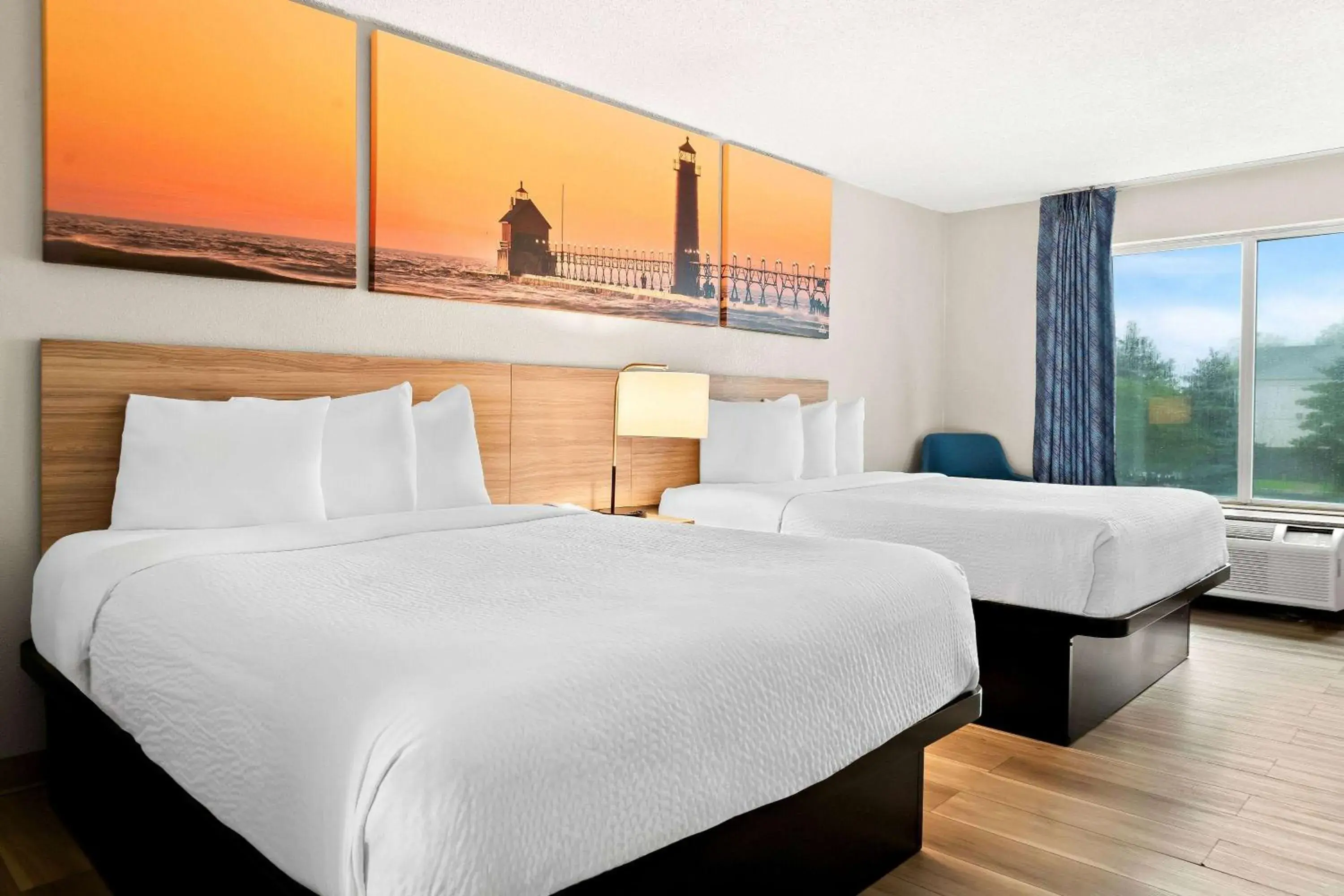 Queen Room with Two Queen Beds - Non-Smoking in Days Inn & Suites by Wyndham Warren Queen Room with Two Queen Beds - Non-Smoking in Days Inn & Suites by Wyndham Warren