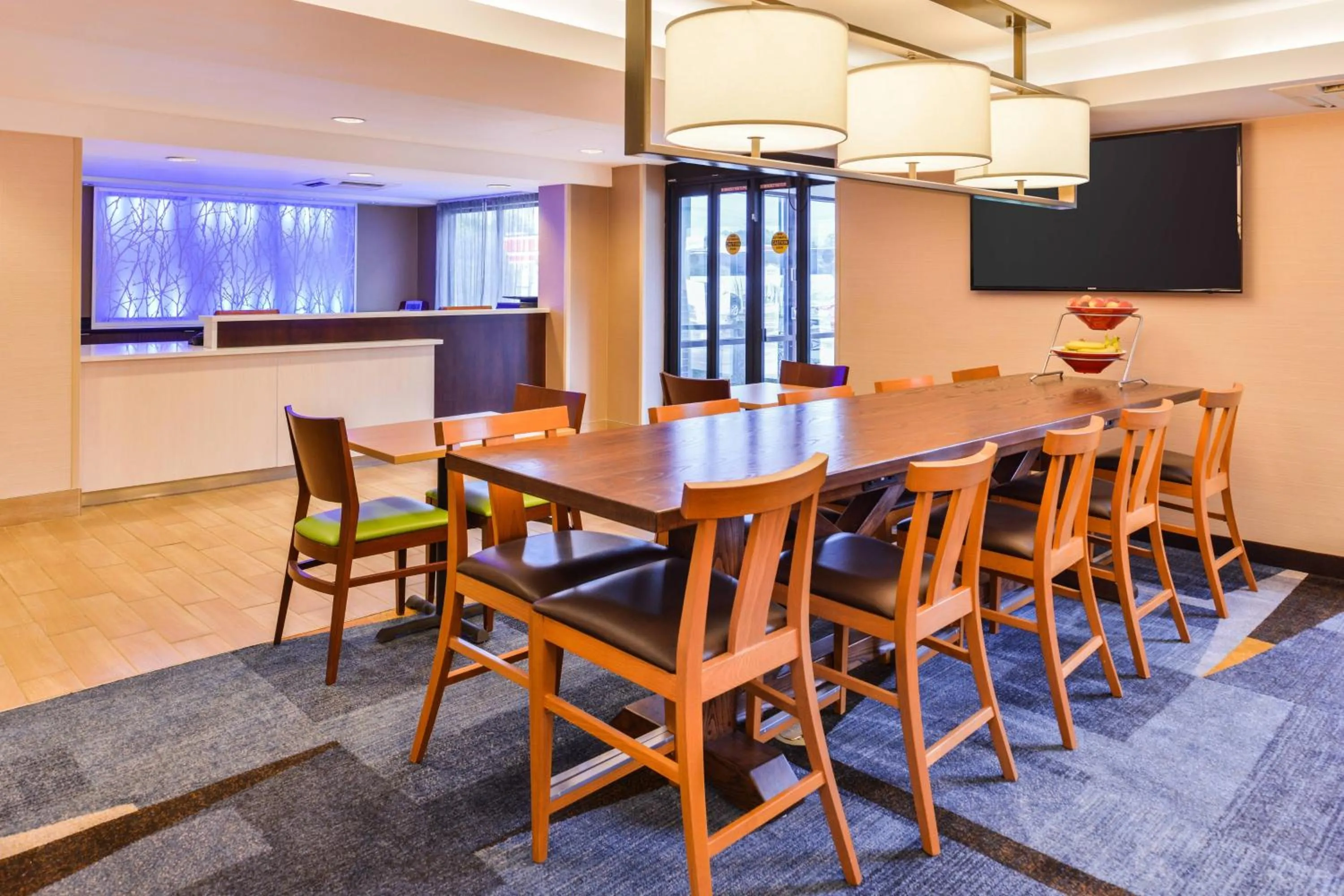 Restaurant/places to eat in Fairfield Inn Corning Riverside