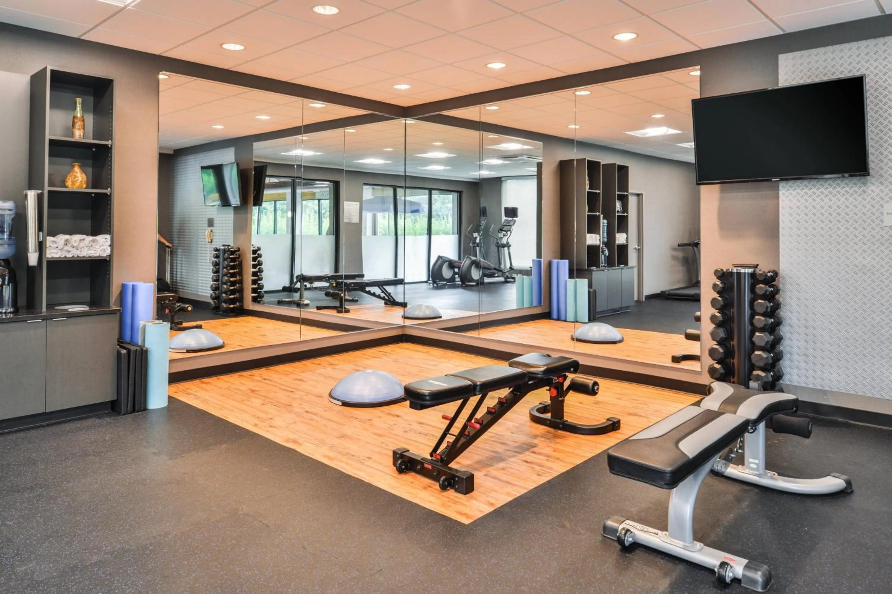 Fitness centre/facilities in Fairfield Inn Corning Riverside