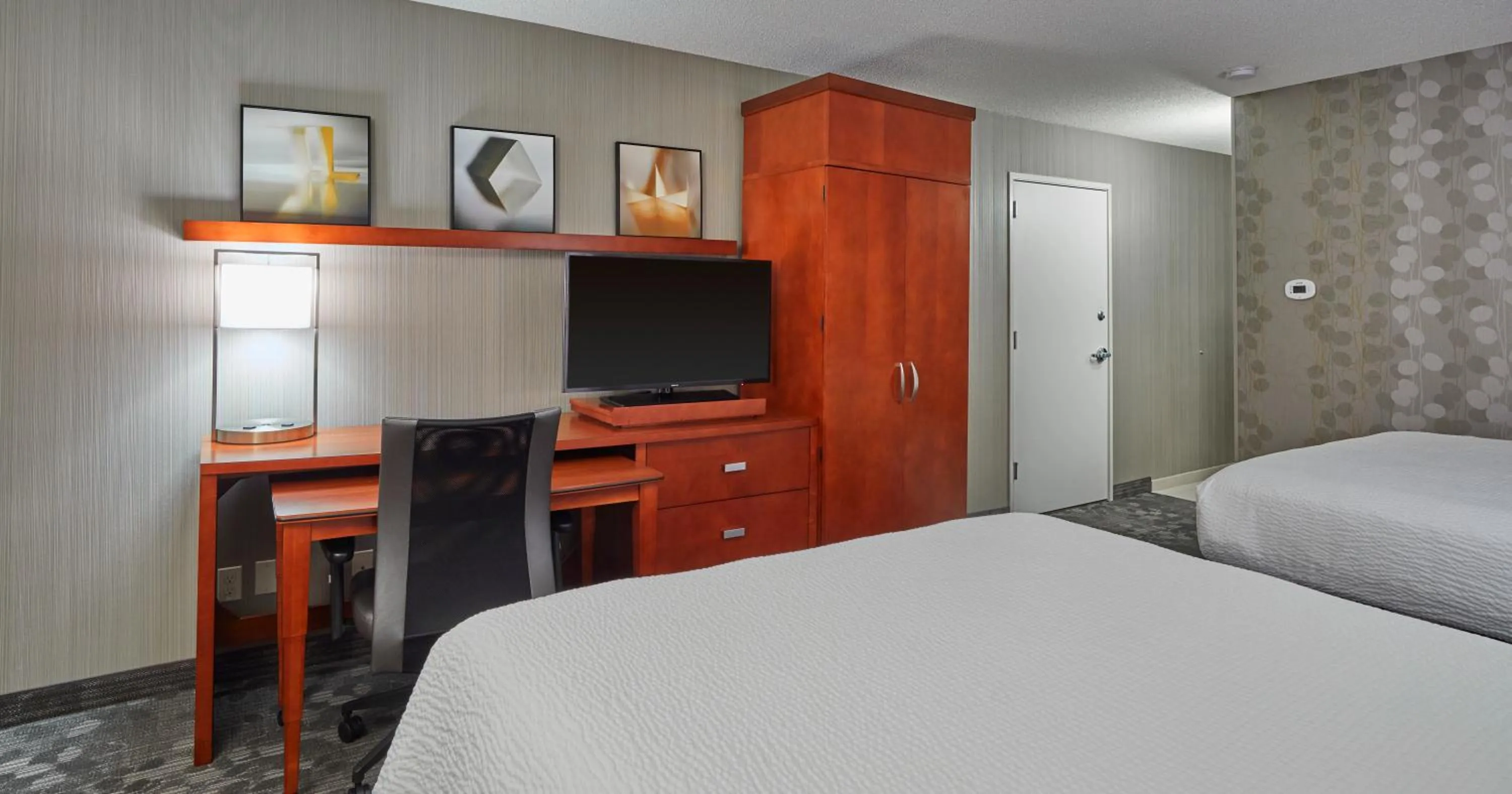 Bedroom, Bed in Courtyard by Marriott Eugene Springfield