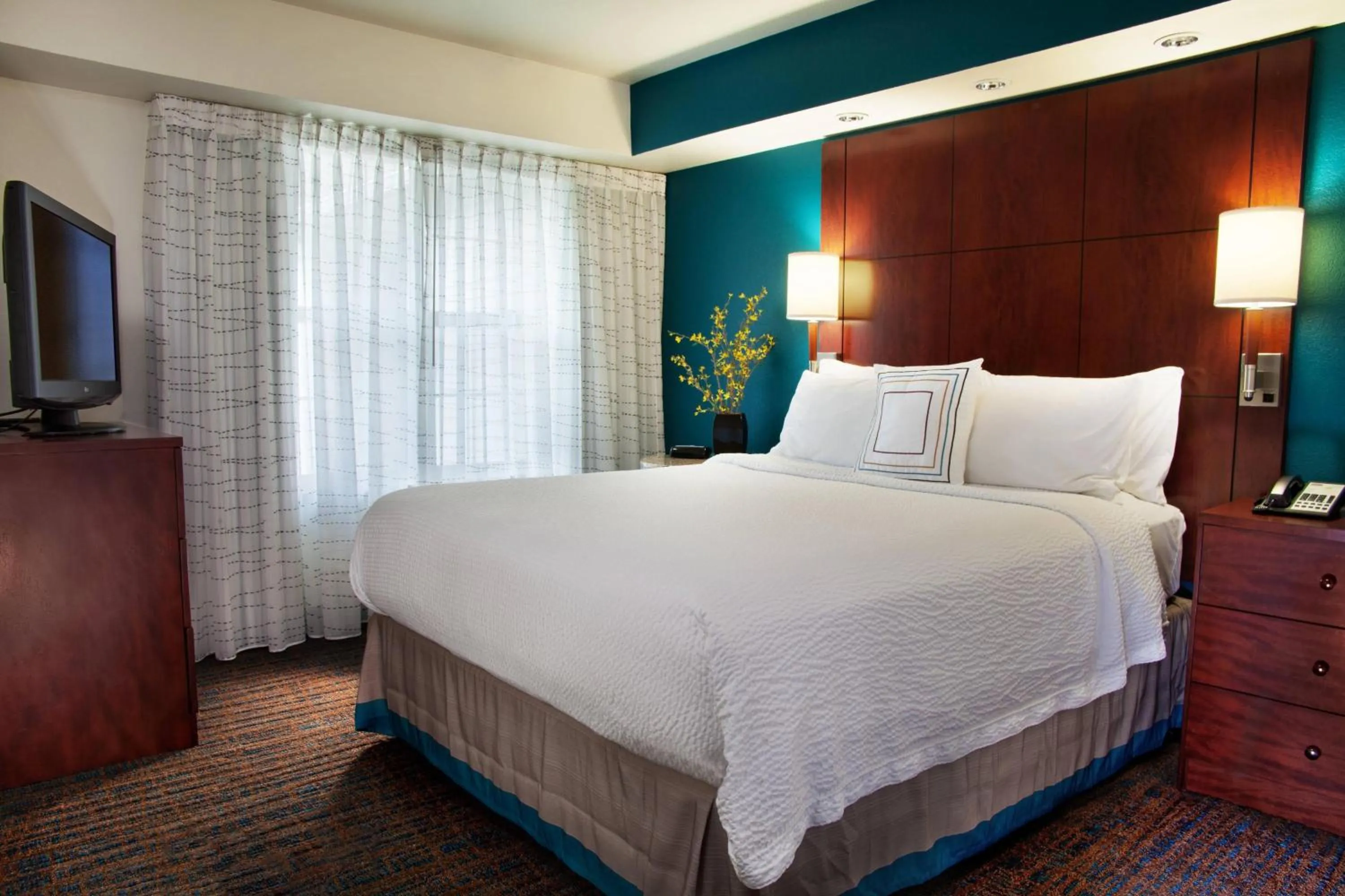 Bedroom, Bed in Residence Inn Eugene Springfield