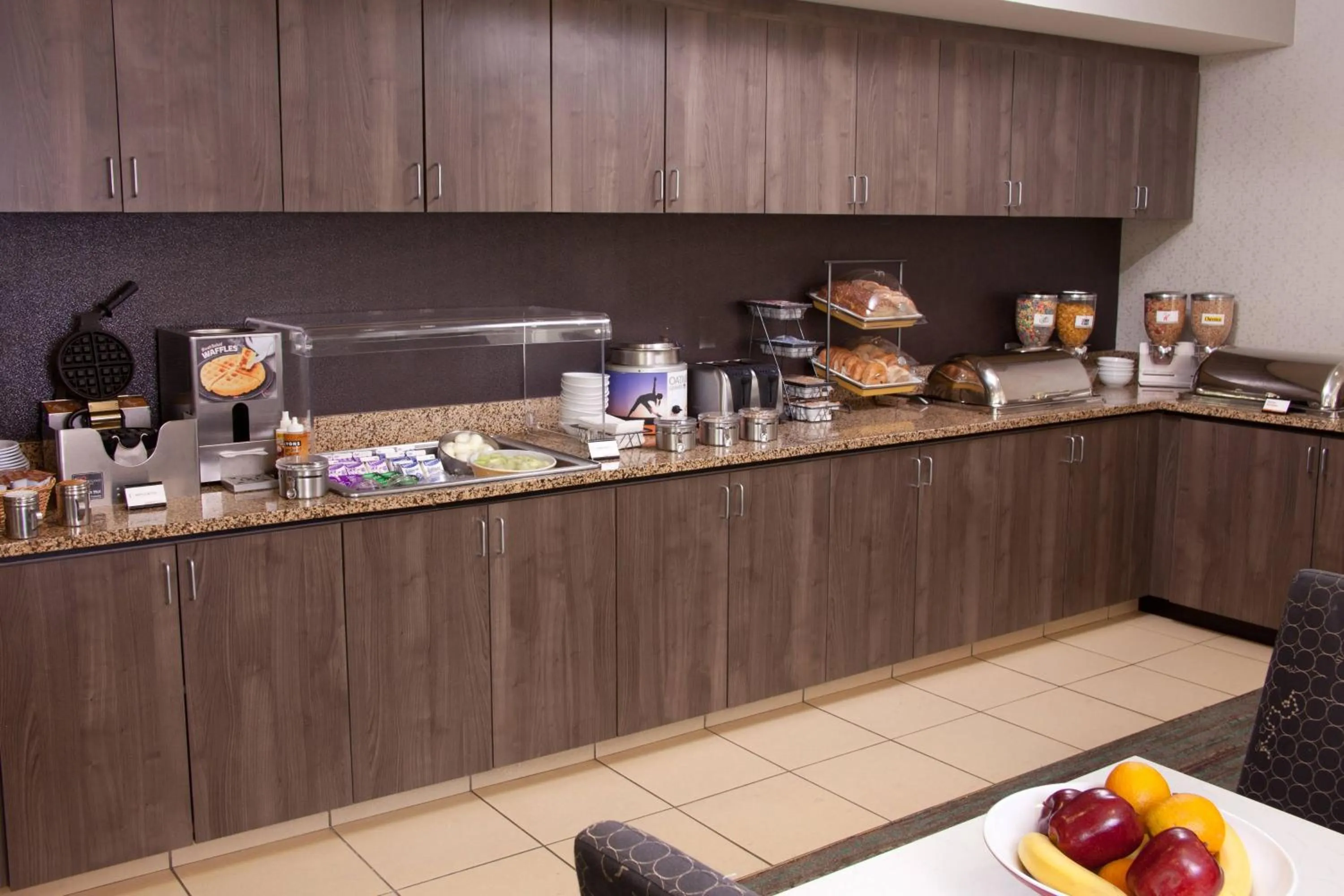 Breakfast in Residence Inn Eugene Springfield