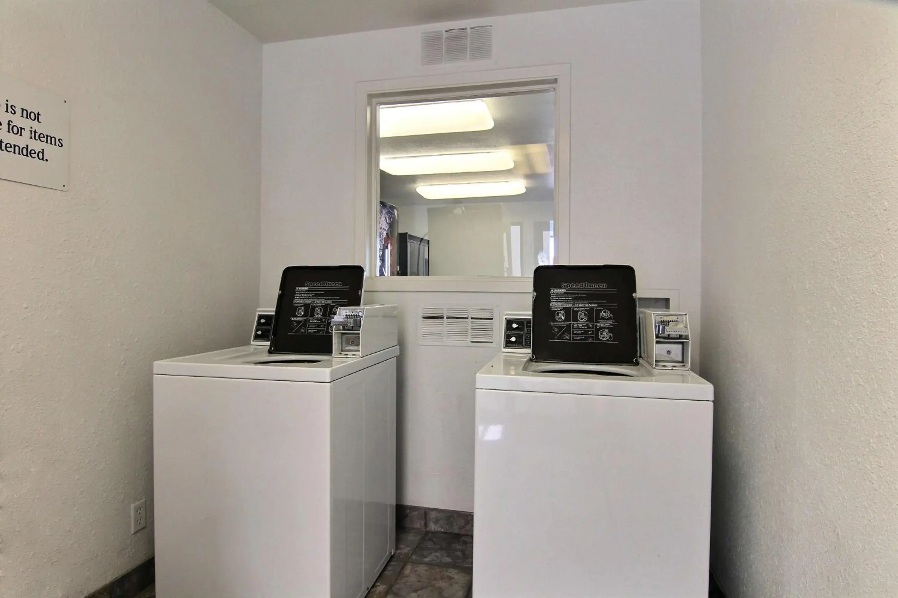 On site, Kitchen/Kitchenette in Motel 6 Bismarck, ND