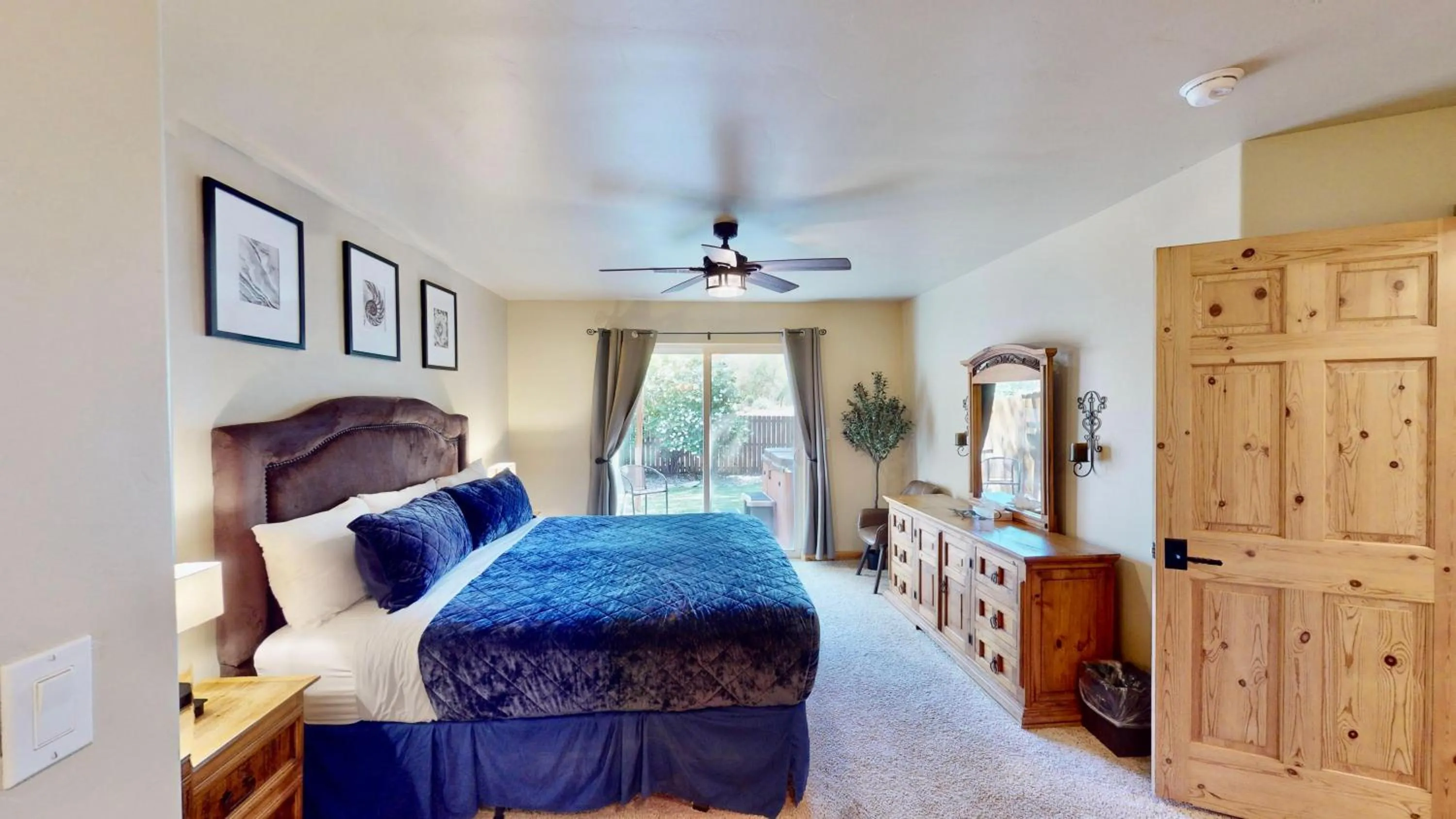 Bed in Arches West #393