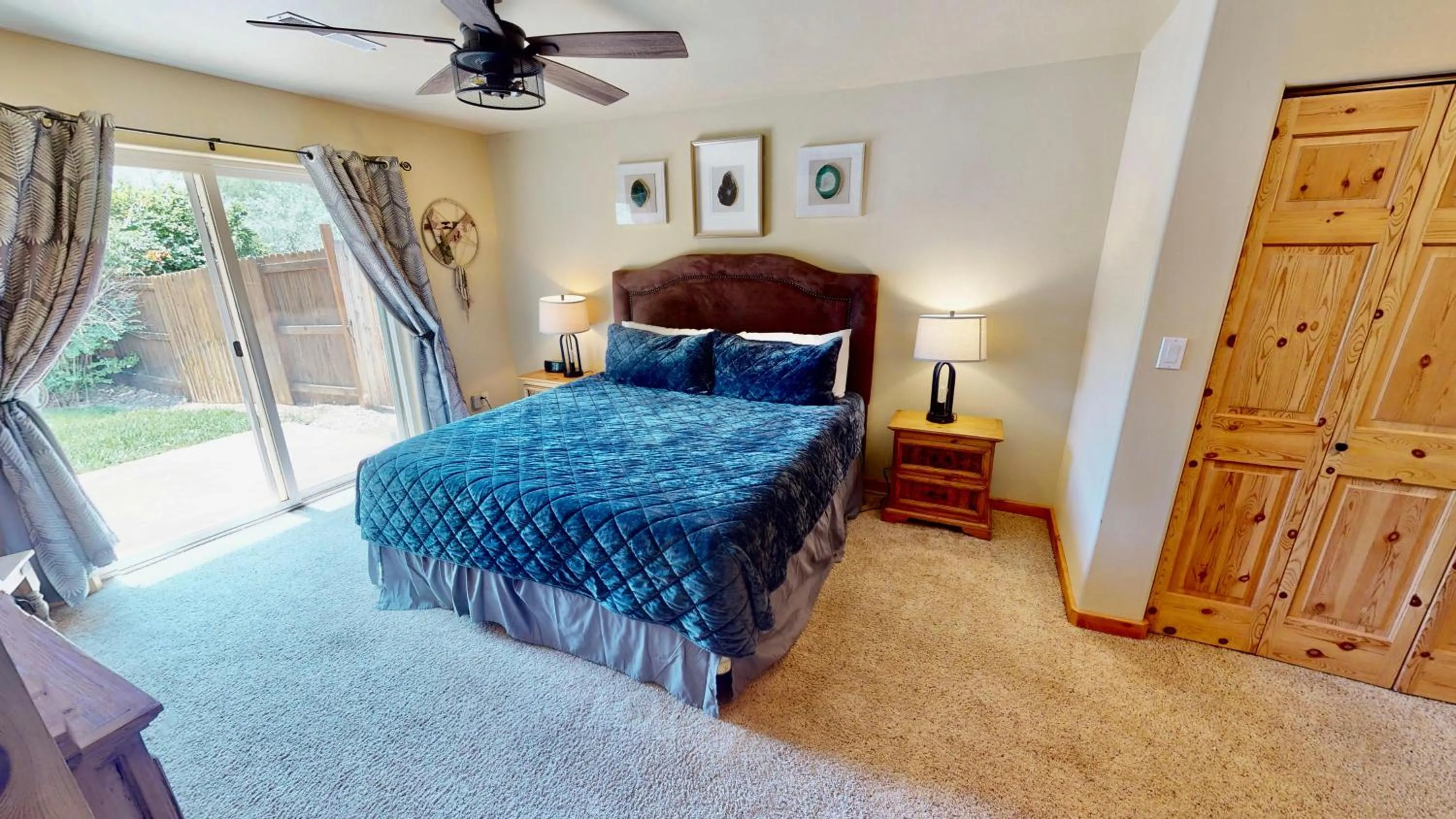 Bed in Arches East #389