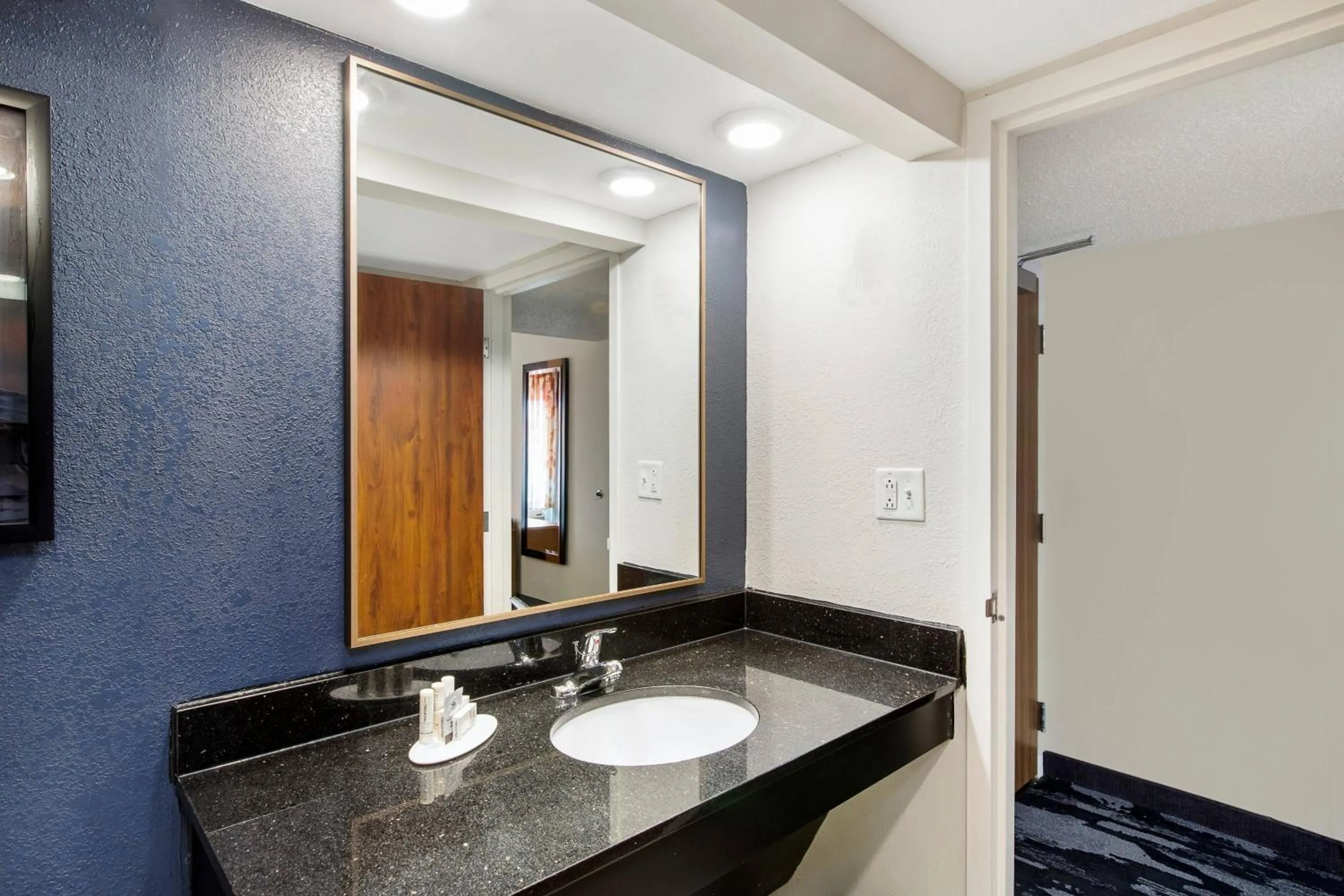 Bathroom in Fairfield Inn by Marriott Evansville East