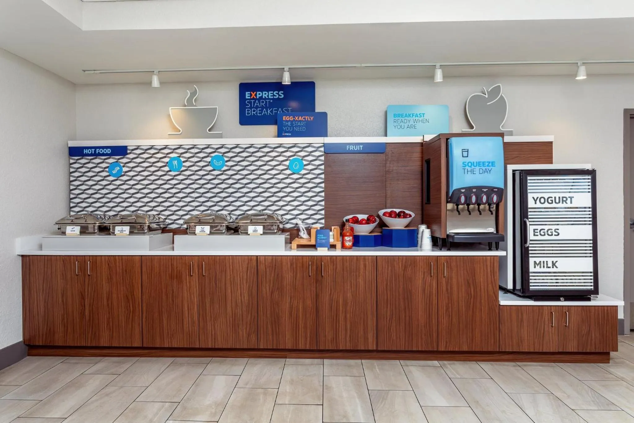 Breakfast in Holiday Inn Express & Suites Palm Coast - I-95