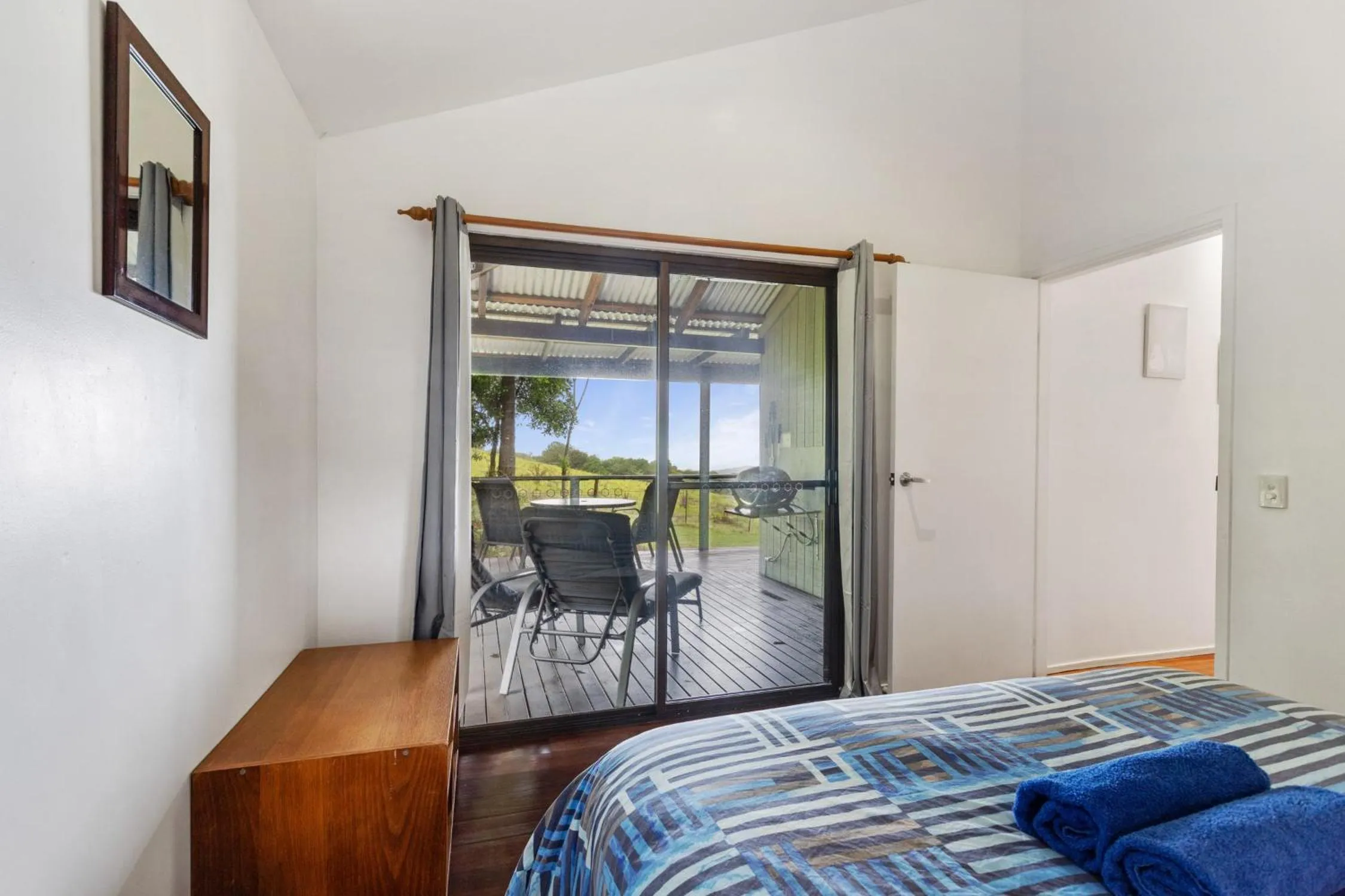 Bed in Alstonville Country Cottages