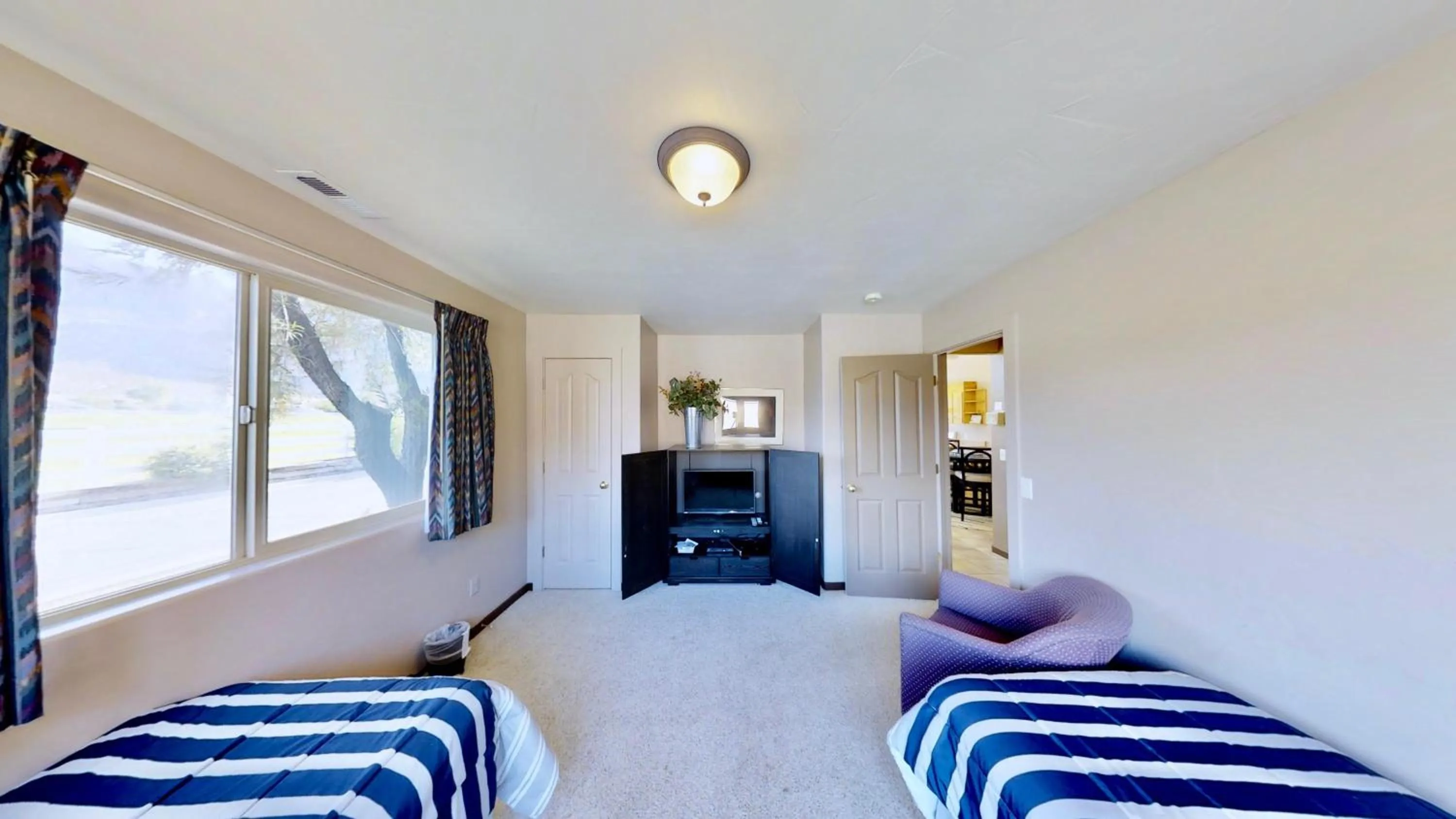 Bed in Mountain Paradise #G3