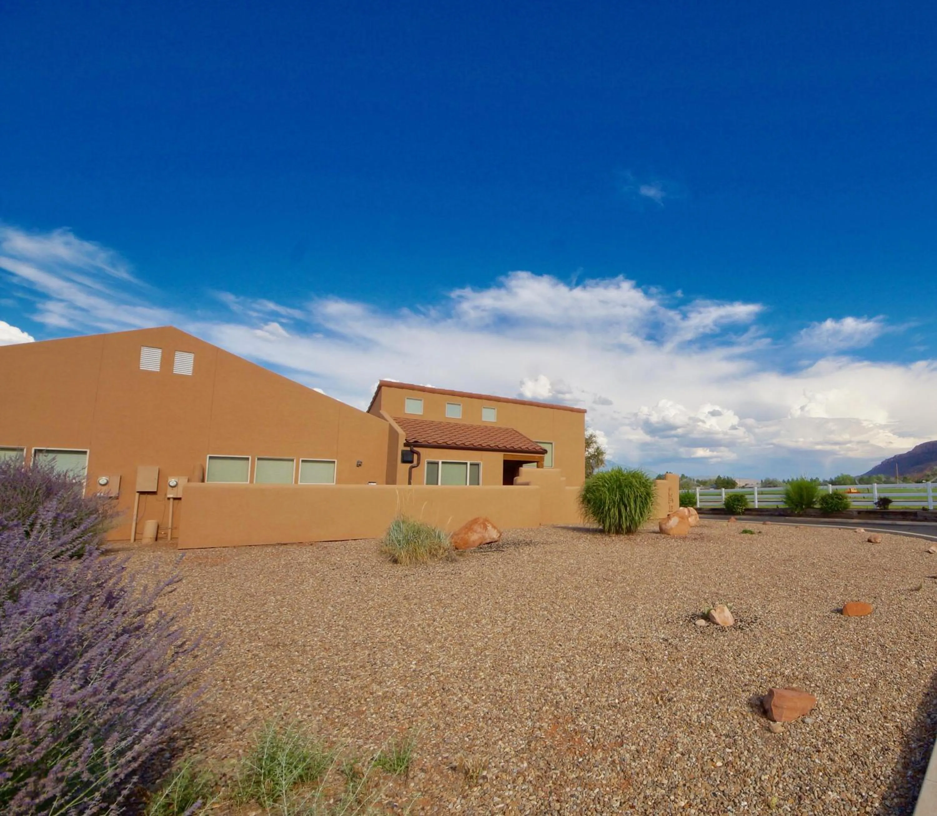 Mountain Paradise #G3