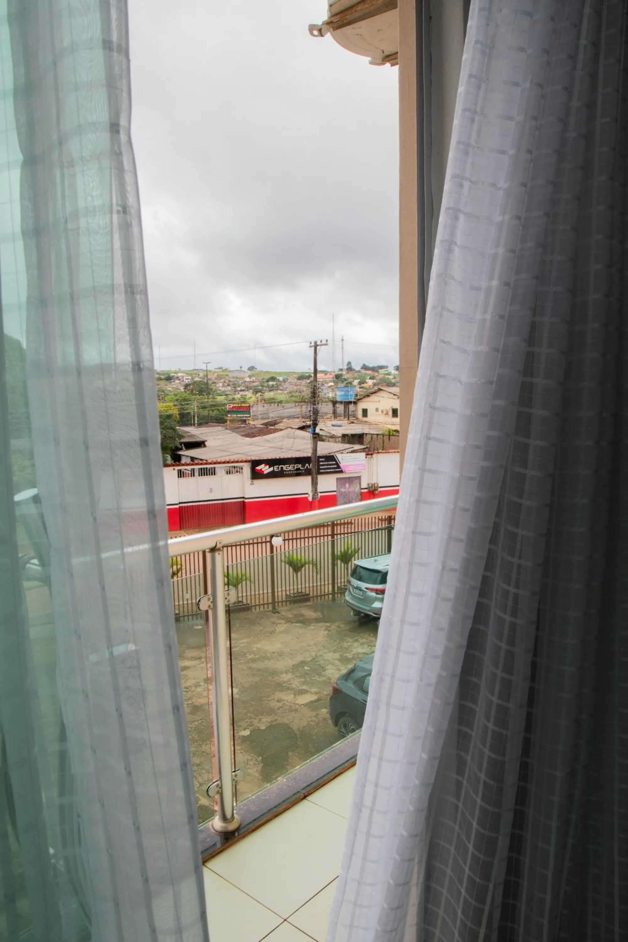 Property building in Dallas Hotel Premium