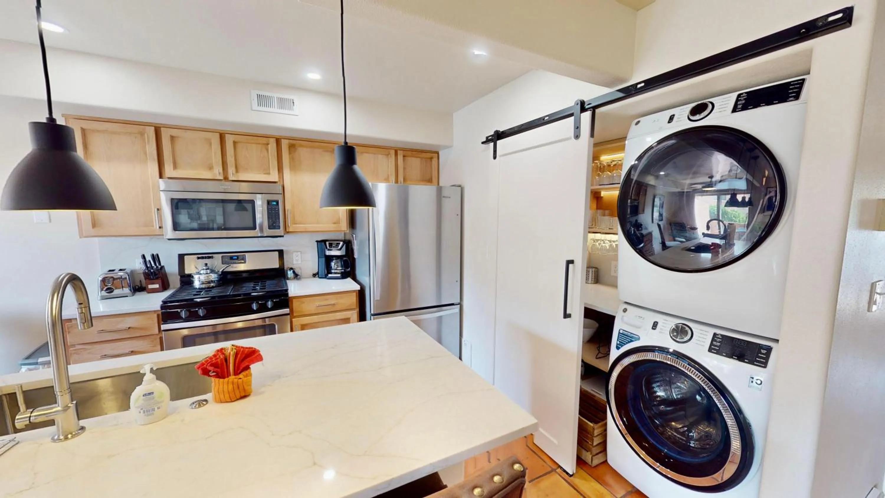 Henning's Escape #3328