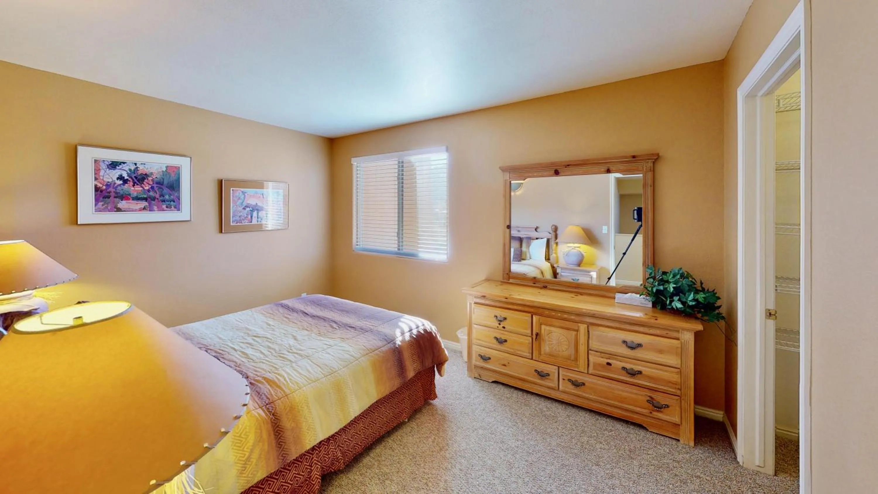 Bed in Kokopelli's Kiva #3230