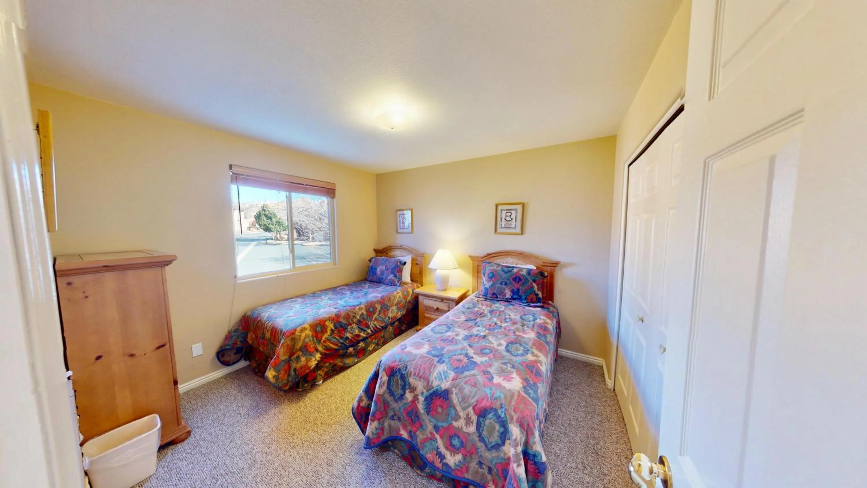 Bed in Kokopelli's Kiva #3230