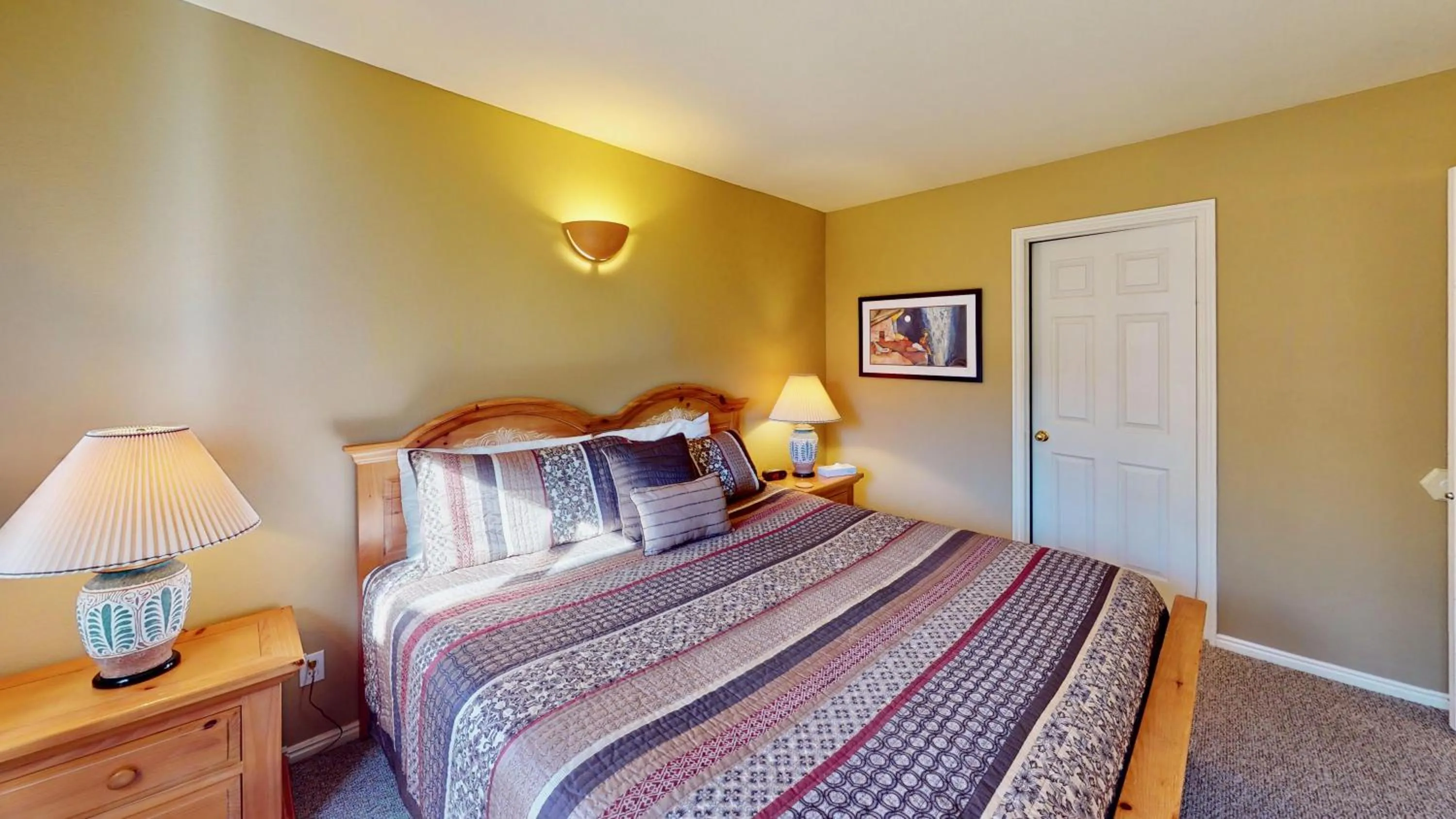 Bed in Kokopelli's Kiva #3230