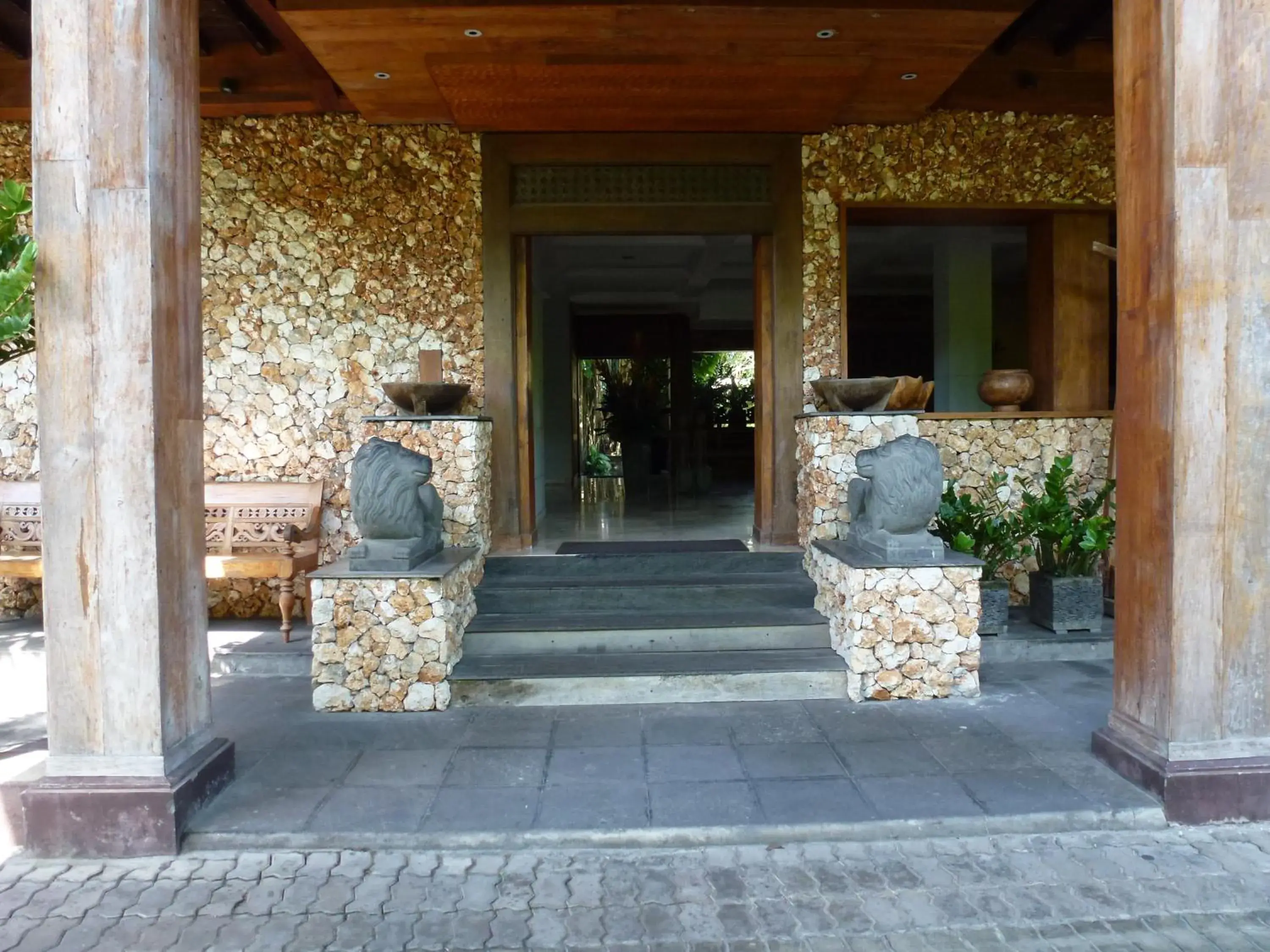 Property building in Hotel Puri Bambu Property building in Hotel Puri Bambu