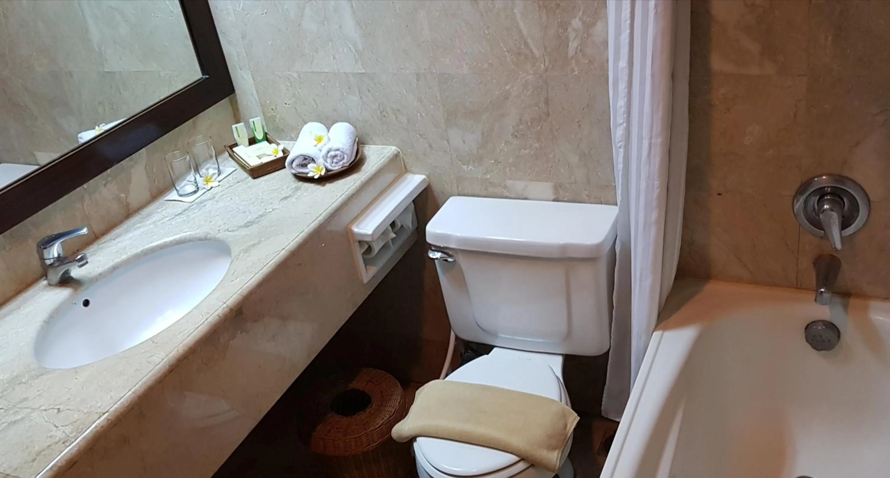 Bathroom in Hotel Puri Bambu