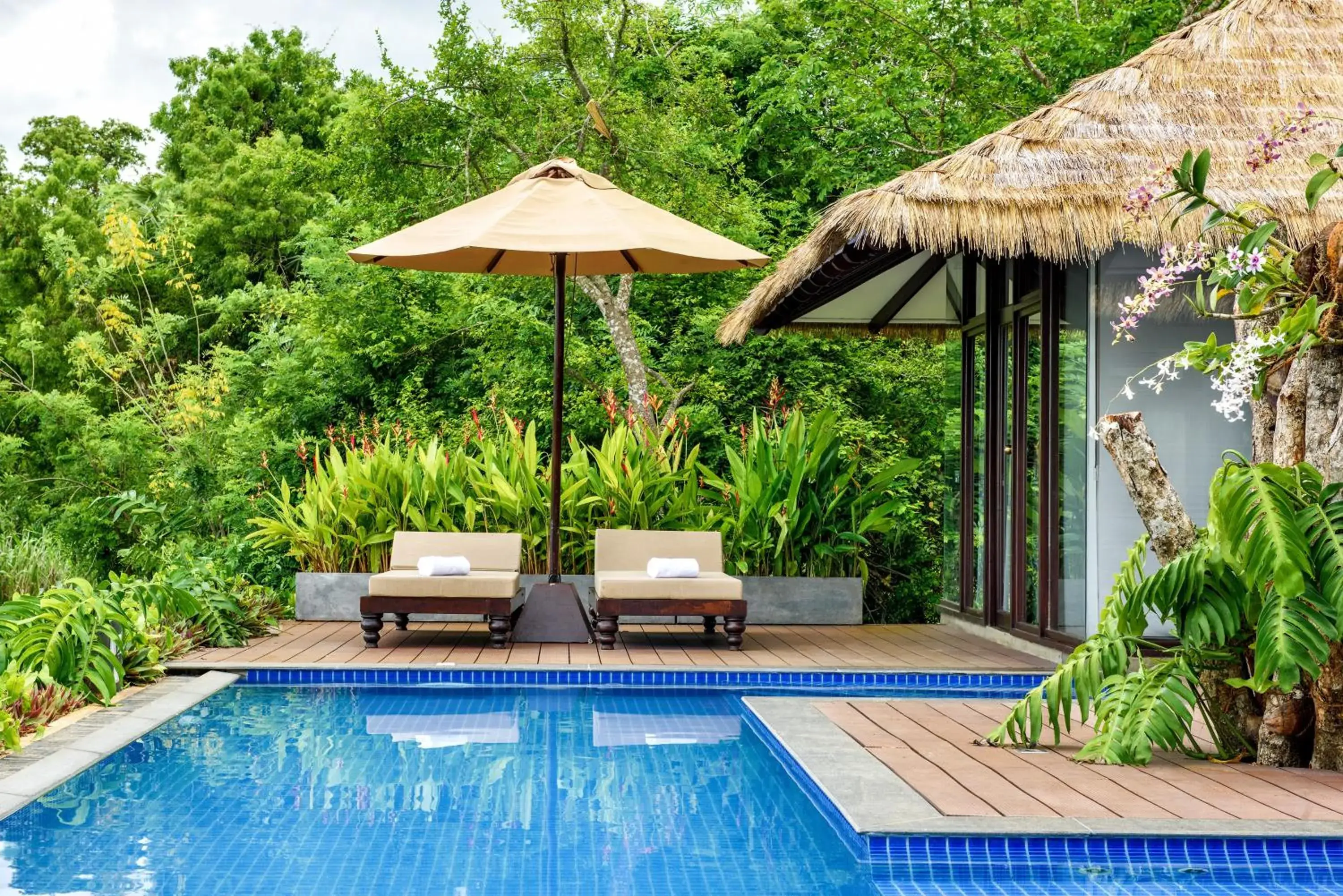 Swimming pool in Uga Ulagalla - Anuradhapura Swimming pool in Uga Ulagalla - Anuradhapura