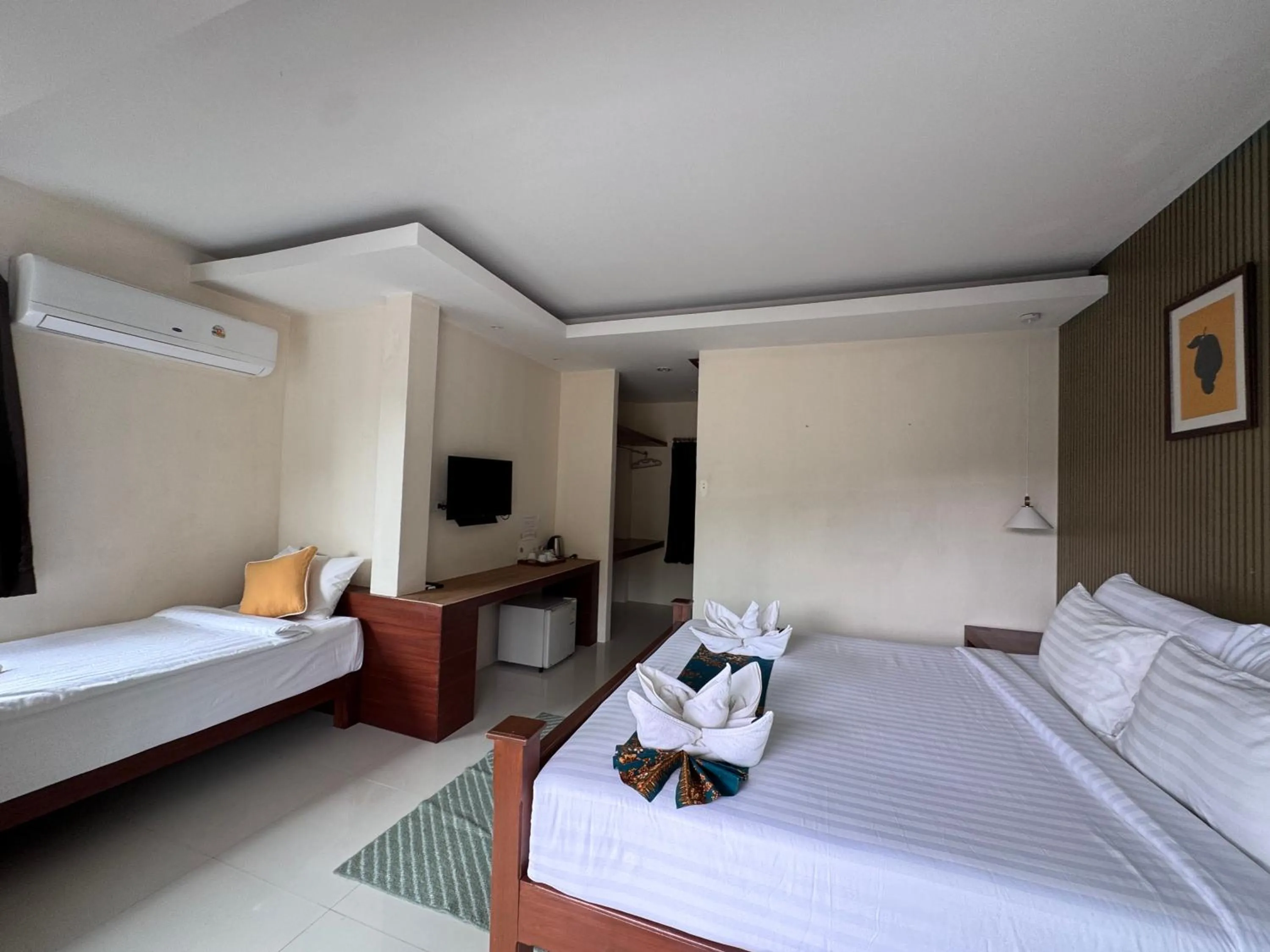 TV and multimedia, Bed in Chunut House Resort