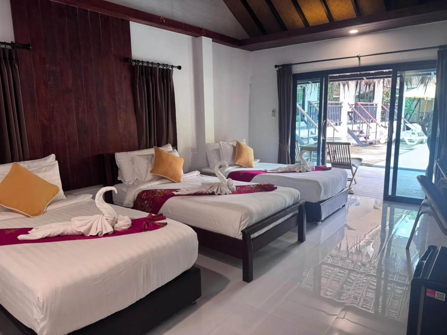 Bed in Chunut House Resort