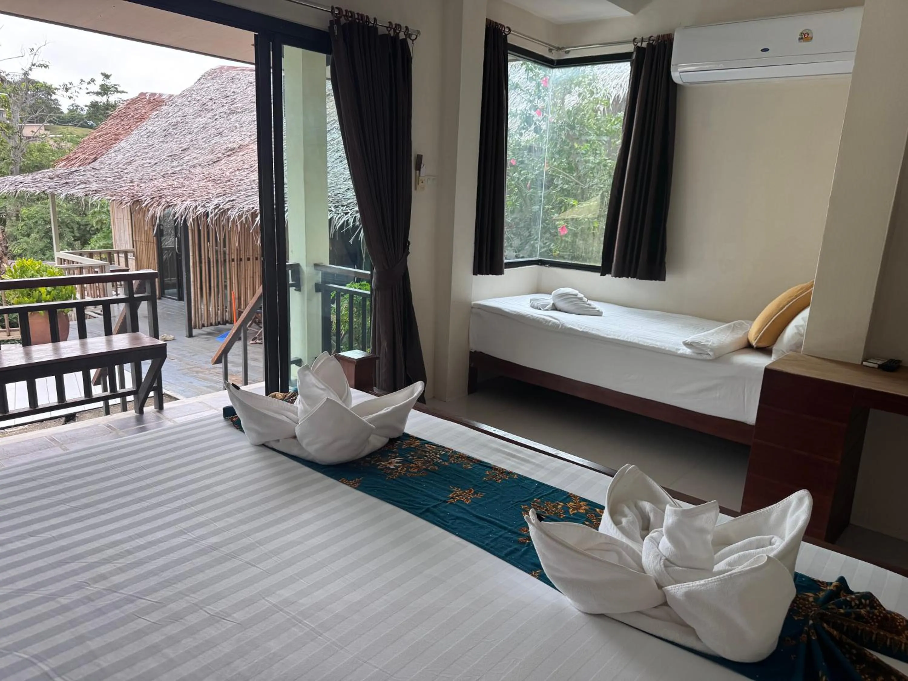 Bed in Chunut House Resort