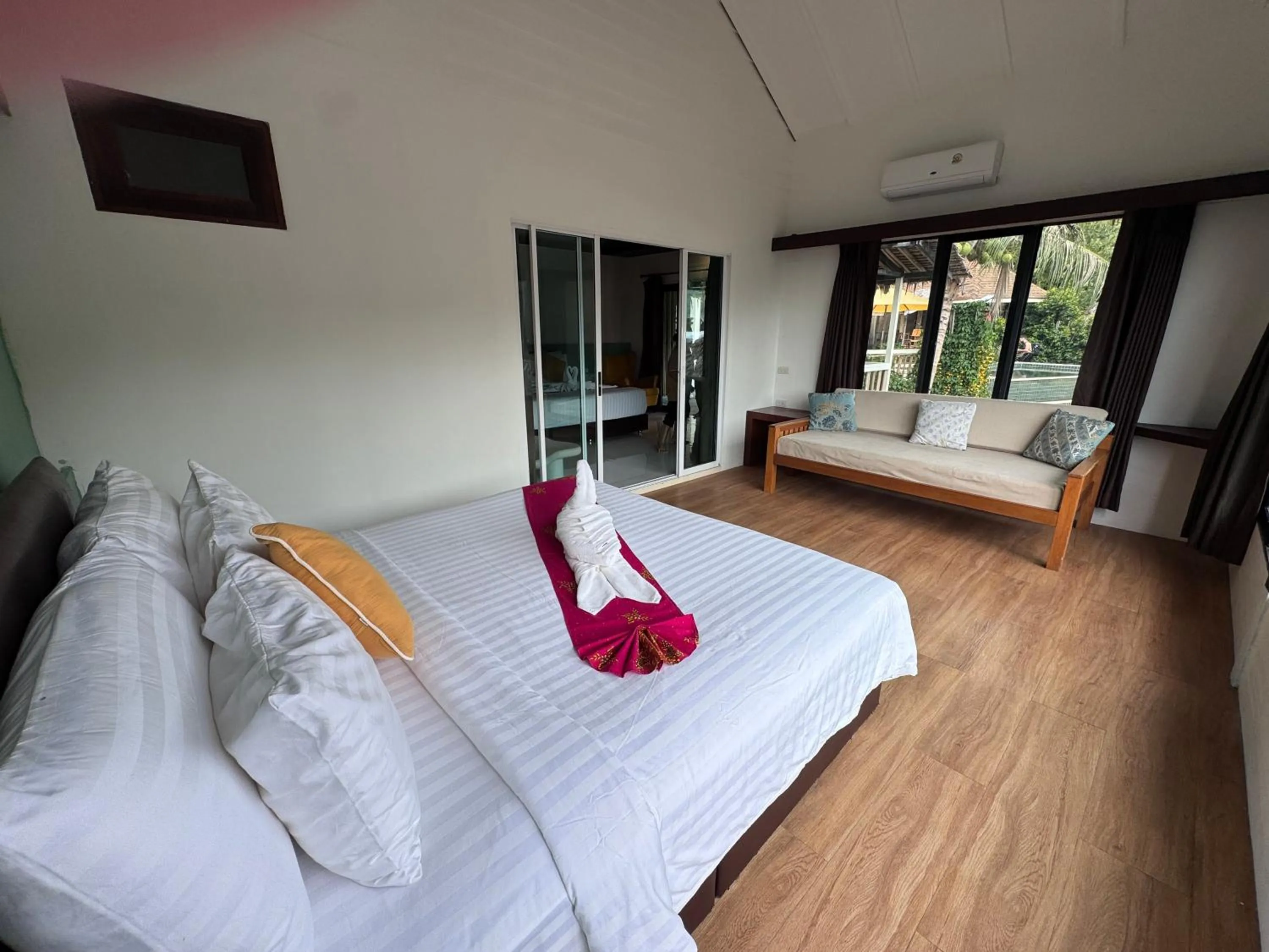 Bedroom, Bed in Chunut House Resort