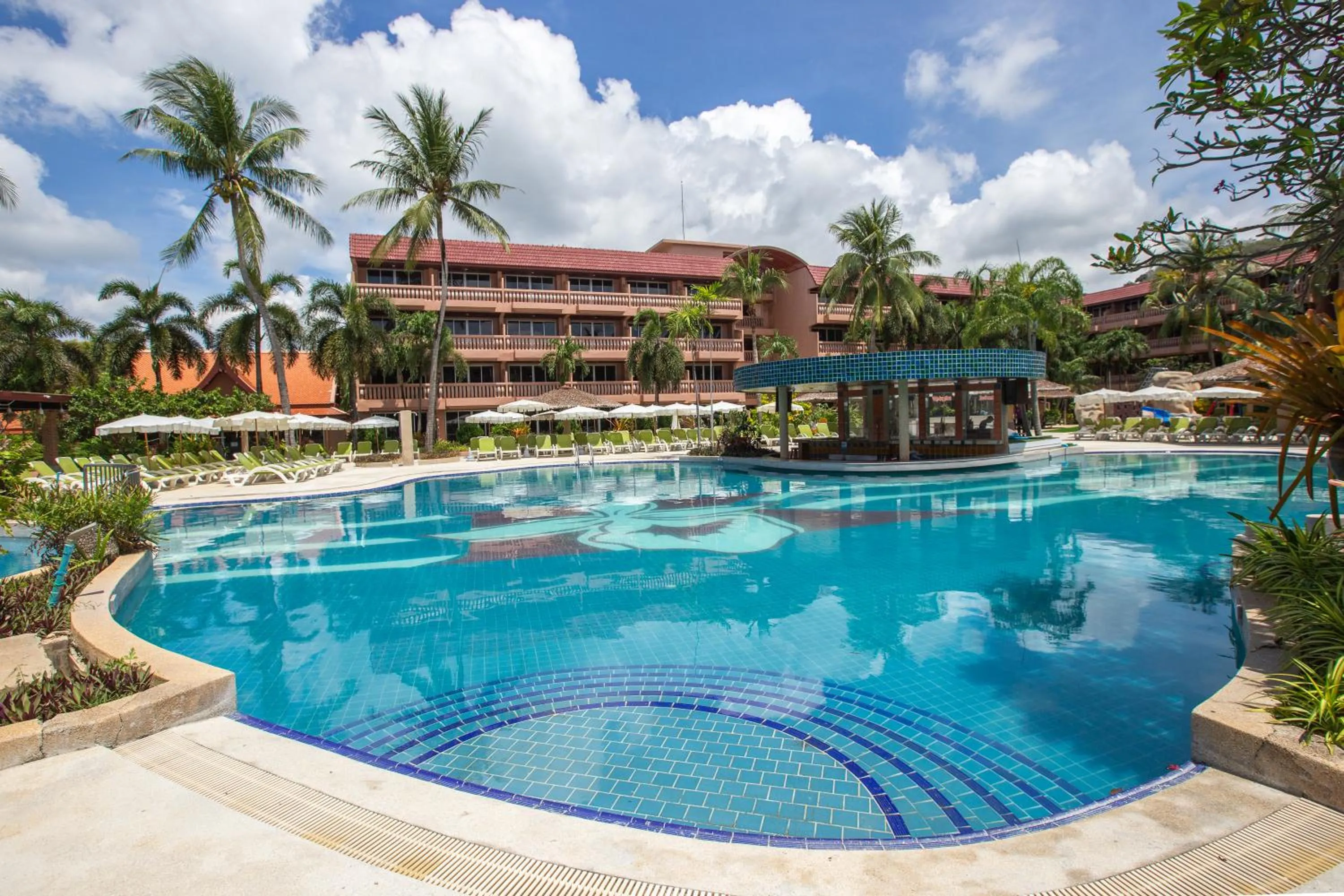 Swimming pool in Phuket Orchid Resort and Spa