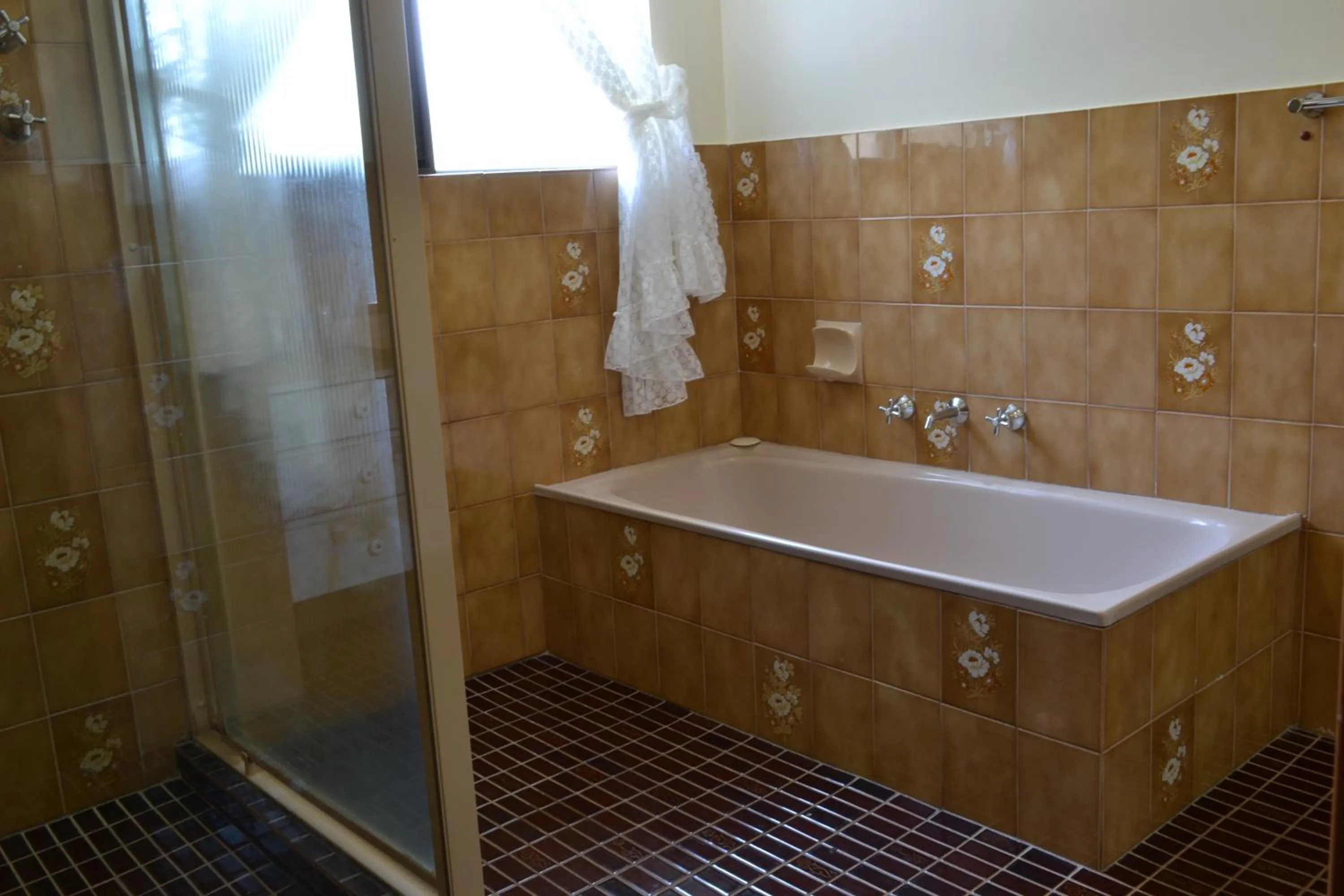 Bathroom in Dolphin Lodge Albany - Self Contained Apartments at Middleton Beach