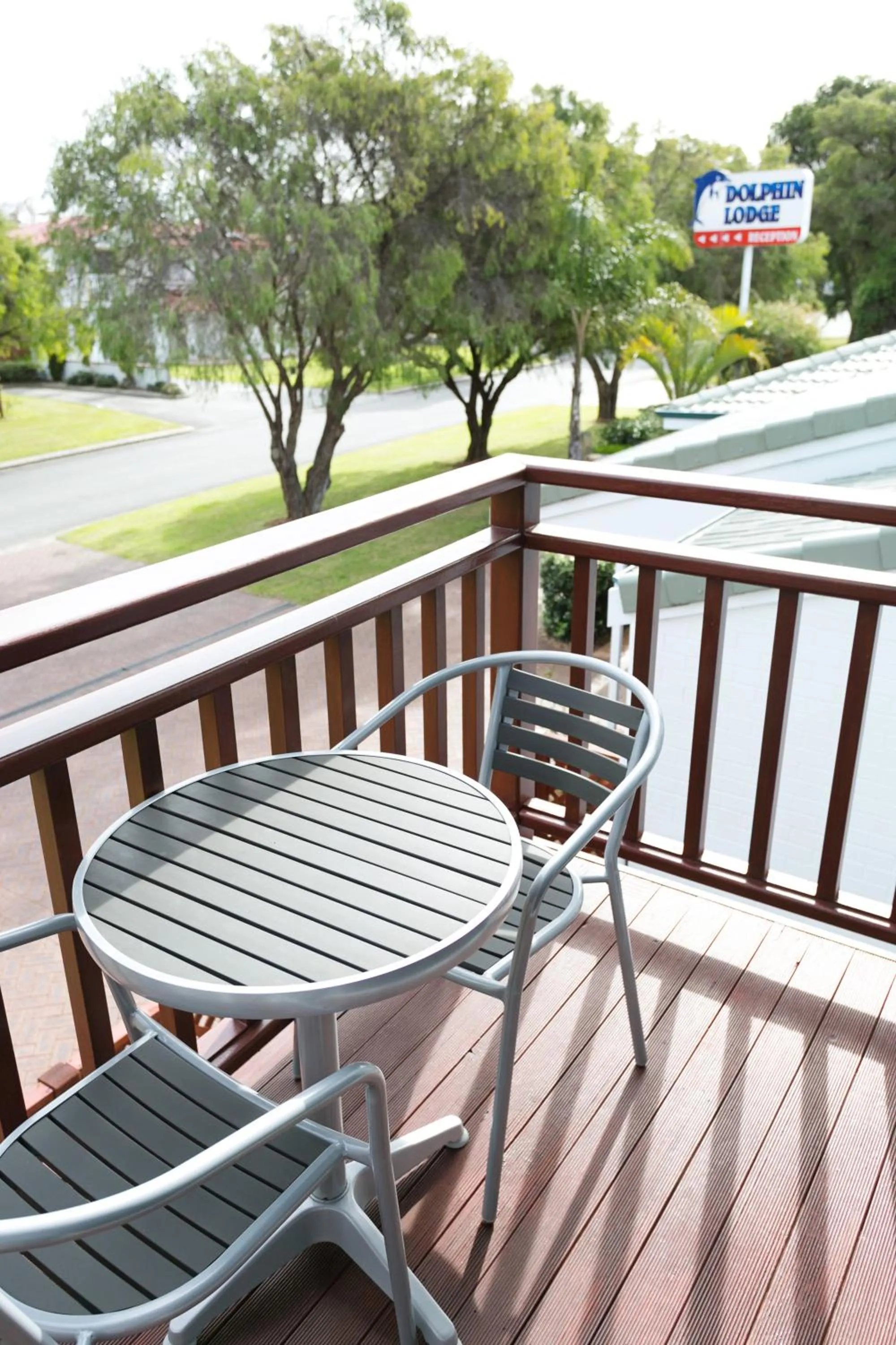 Patio in Dolphin Lodge Albany - Self Contained Apartments at Middleton Beach