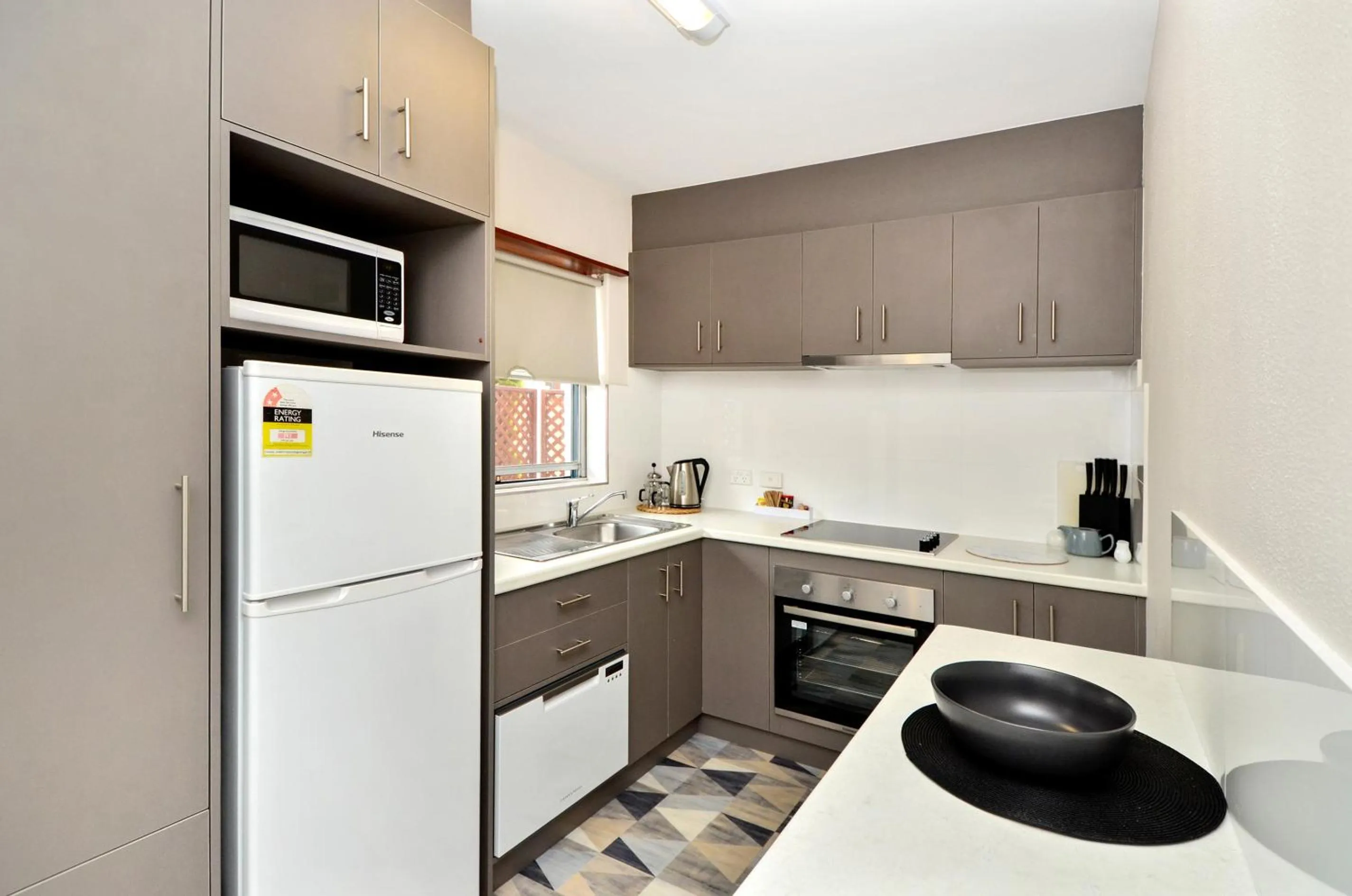 Coffee/tea facilities in Dolphin Lodge Albany - Self Contained Apartments at Middleton Beach
