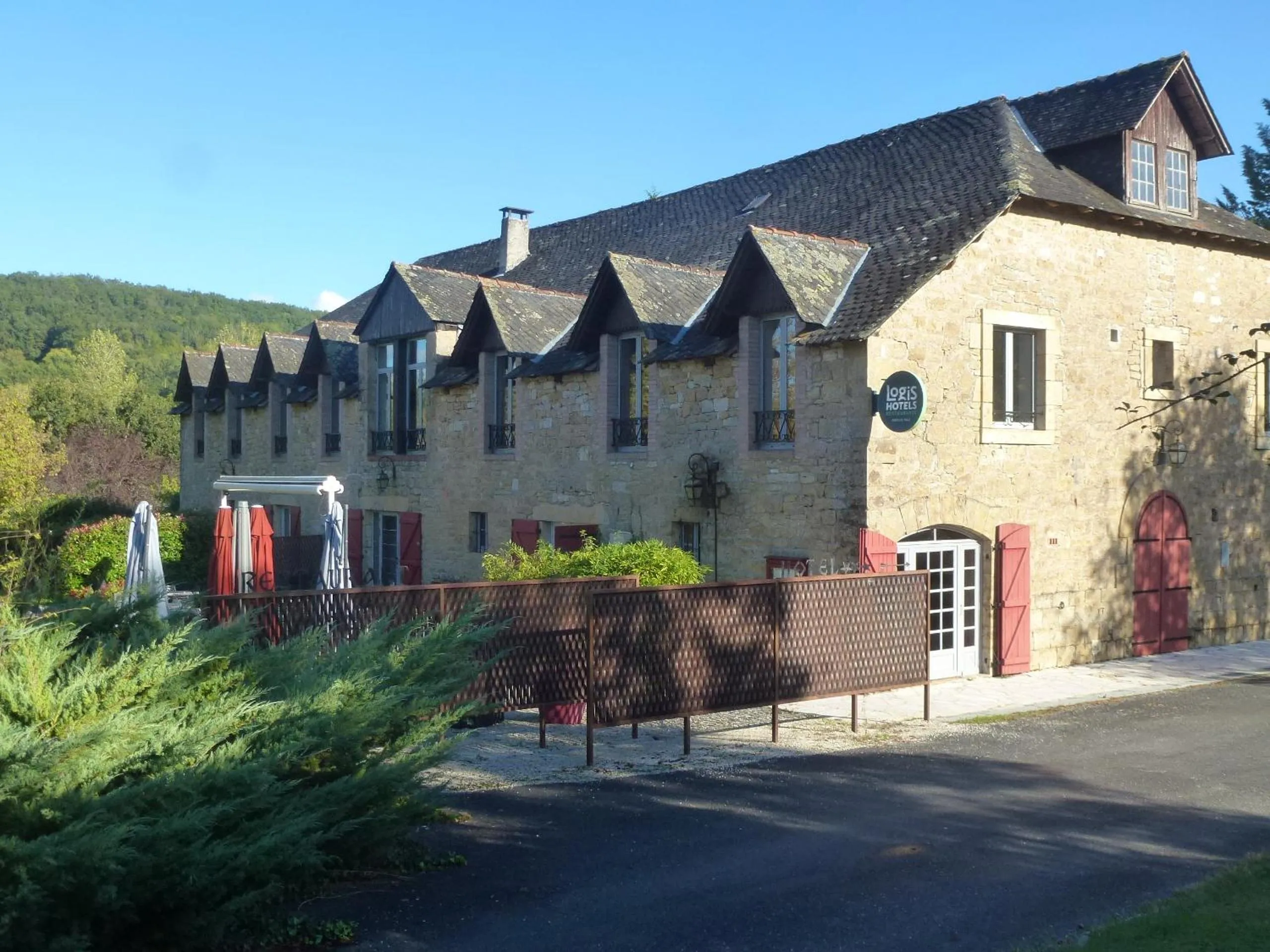 Logis Hôtel Auberge de Cartassac
