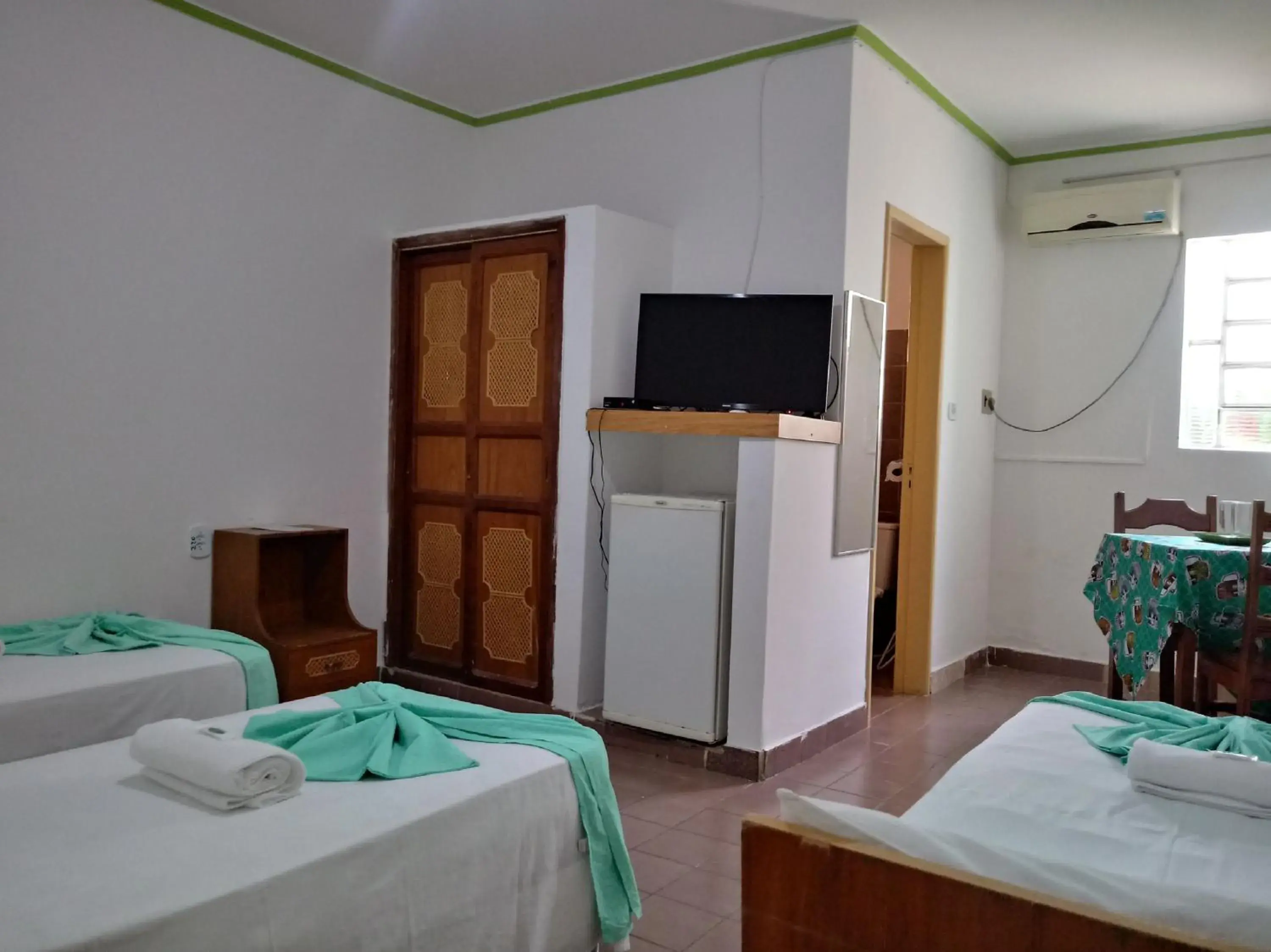 Triple Room - single occupancy in China Hotel Triple Room - single occupancy in China Hotel