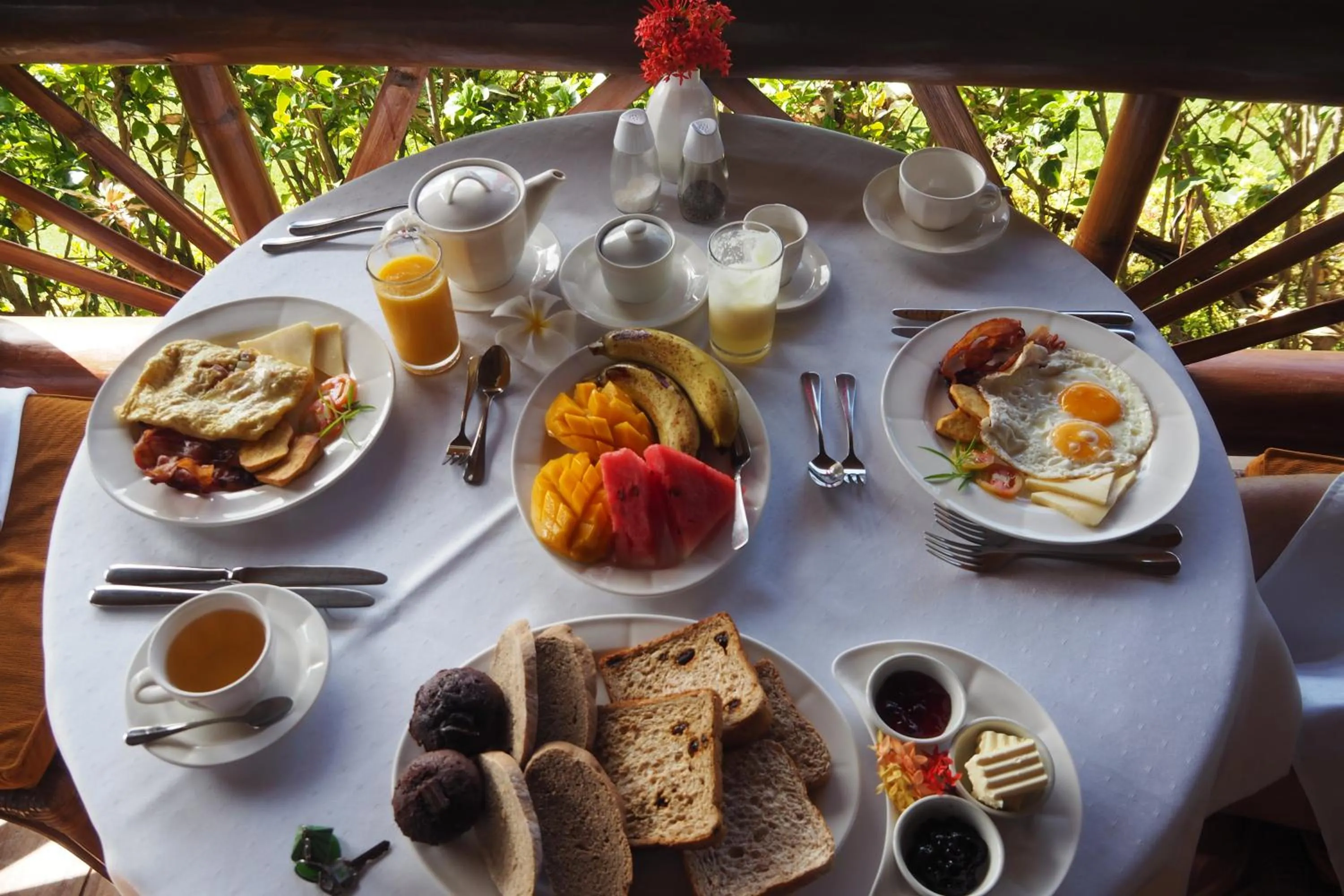American breakfast in Badian Island Wellness Resort