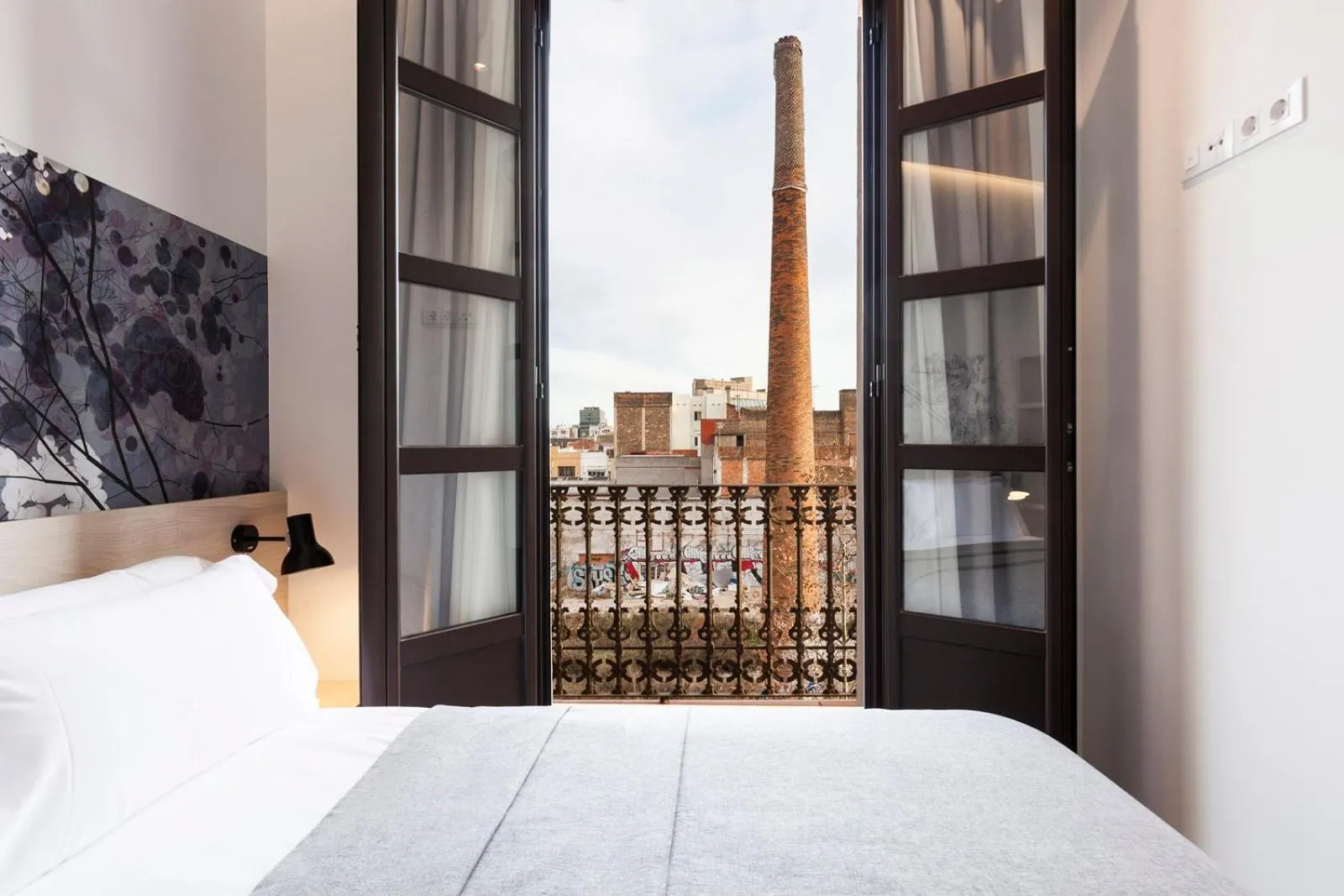 Two-Bedroom Apartment in Aspasios Poble Nou Apartments