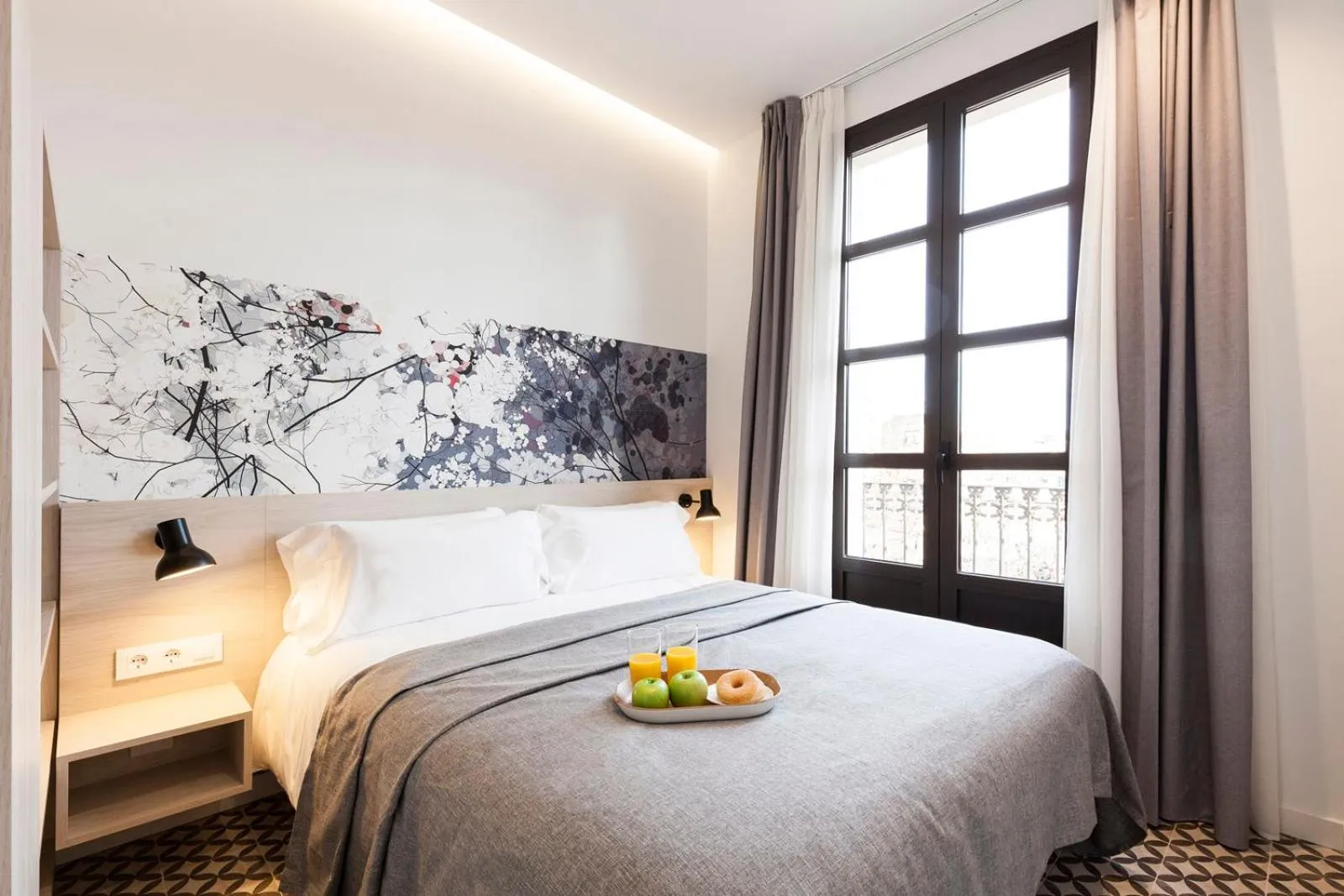 Two-Bedroom Apartment in Aspasios Poble Nou Apartments