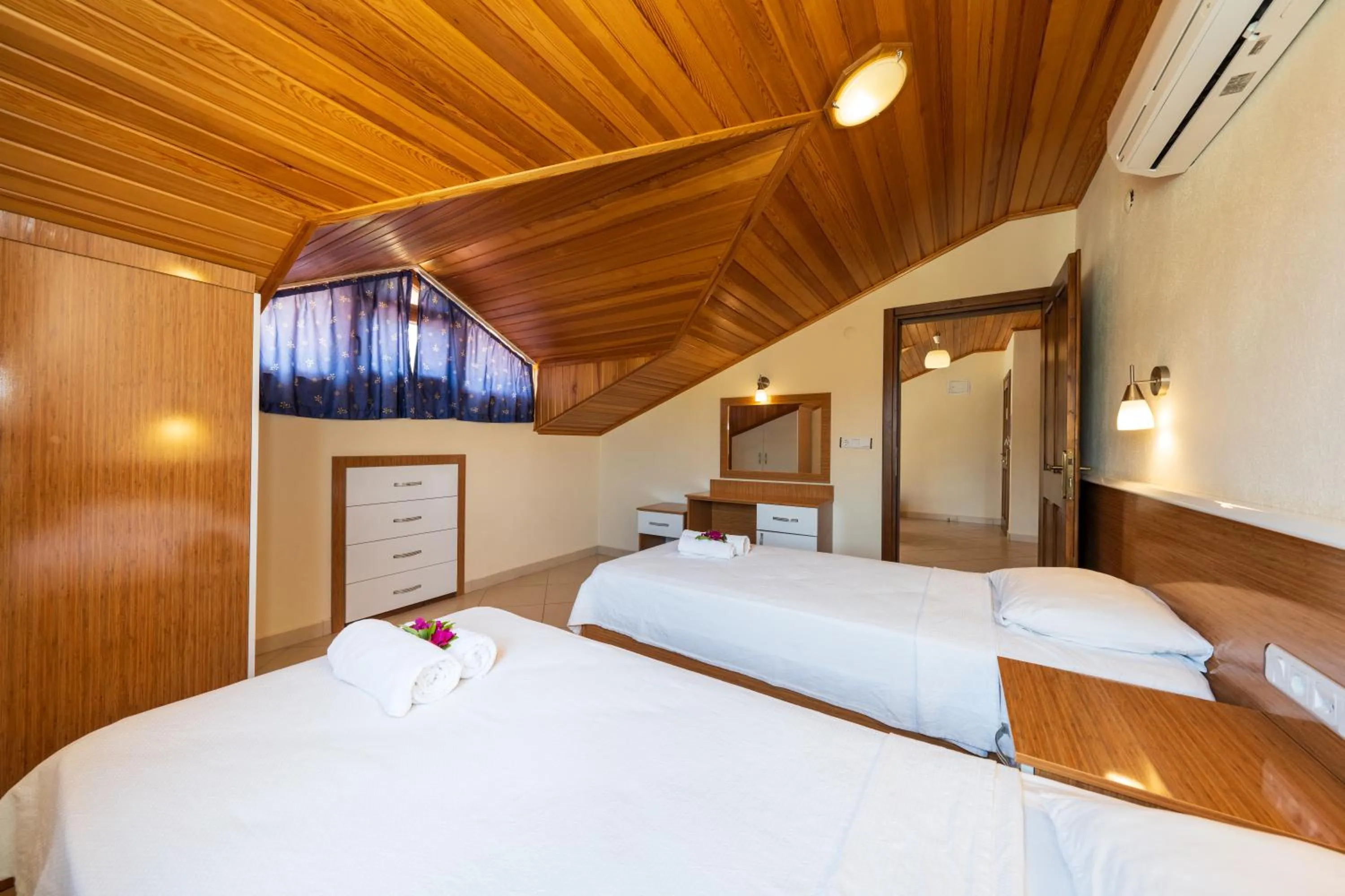 Bed in Gokcen Hotel & Apartments