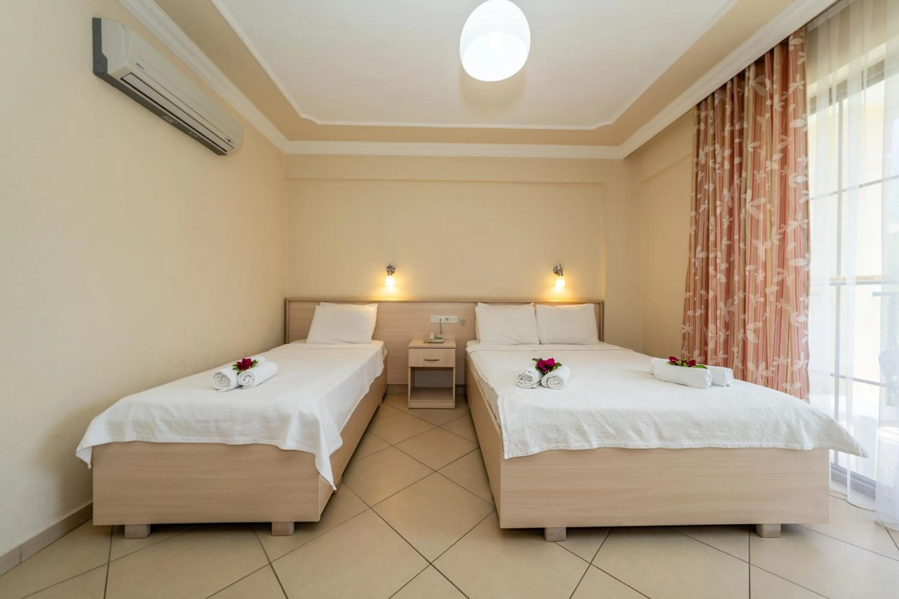 Bed in Gokcen Hotel & Apartments