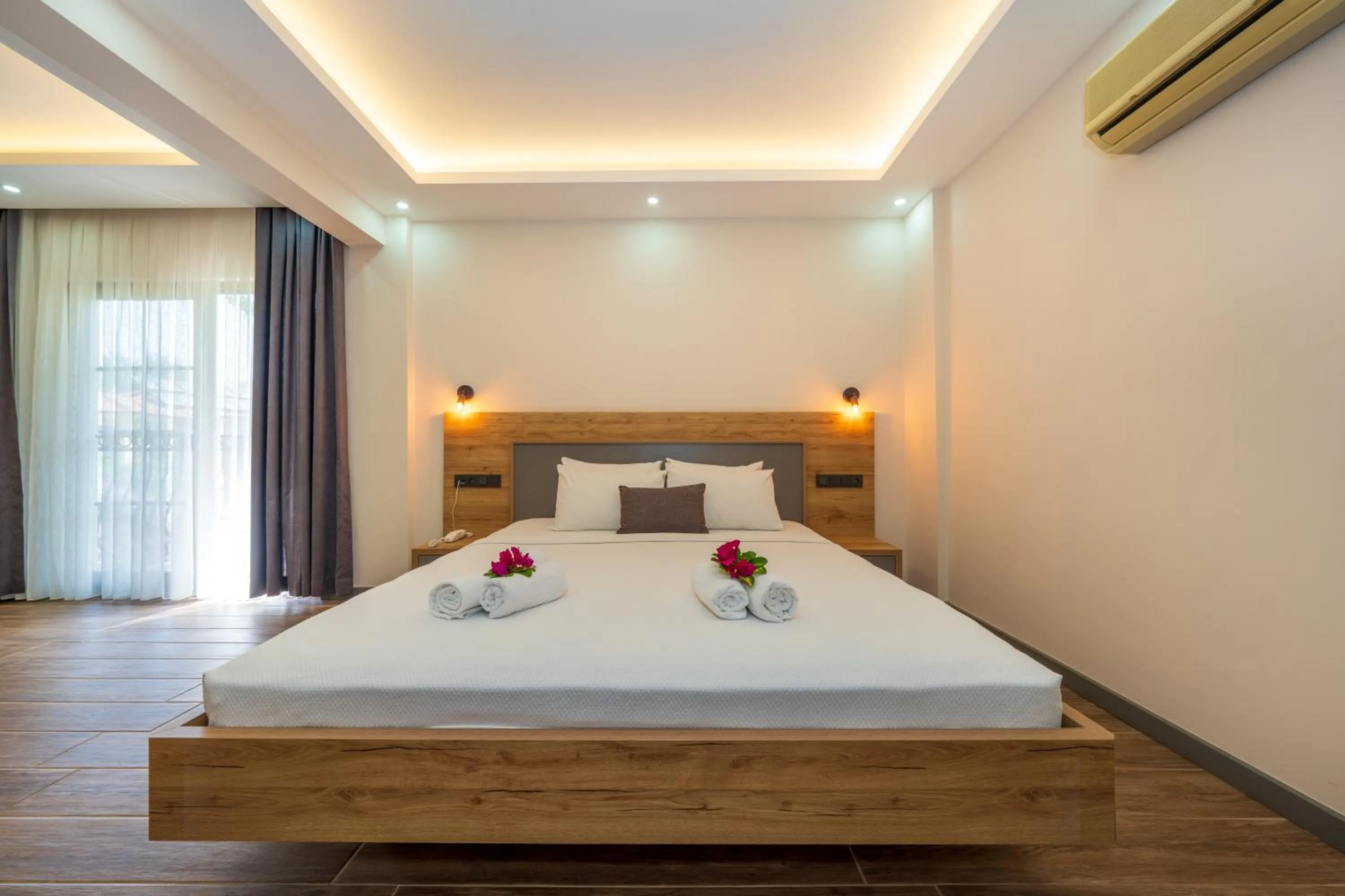 Bed in Gokcen Hotel & Apartments