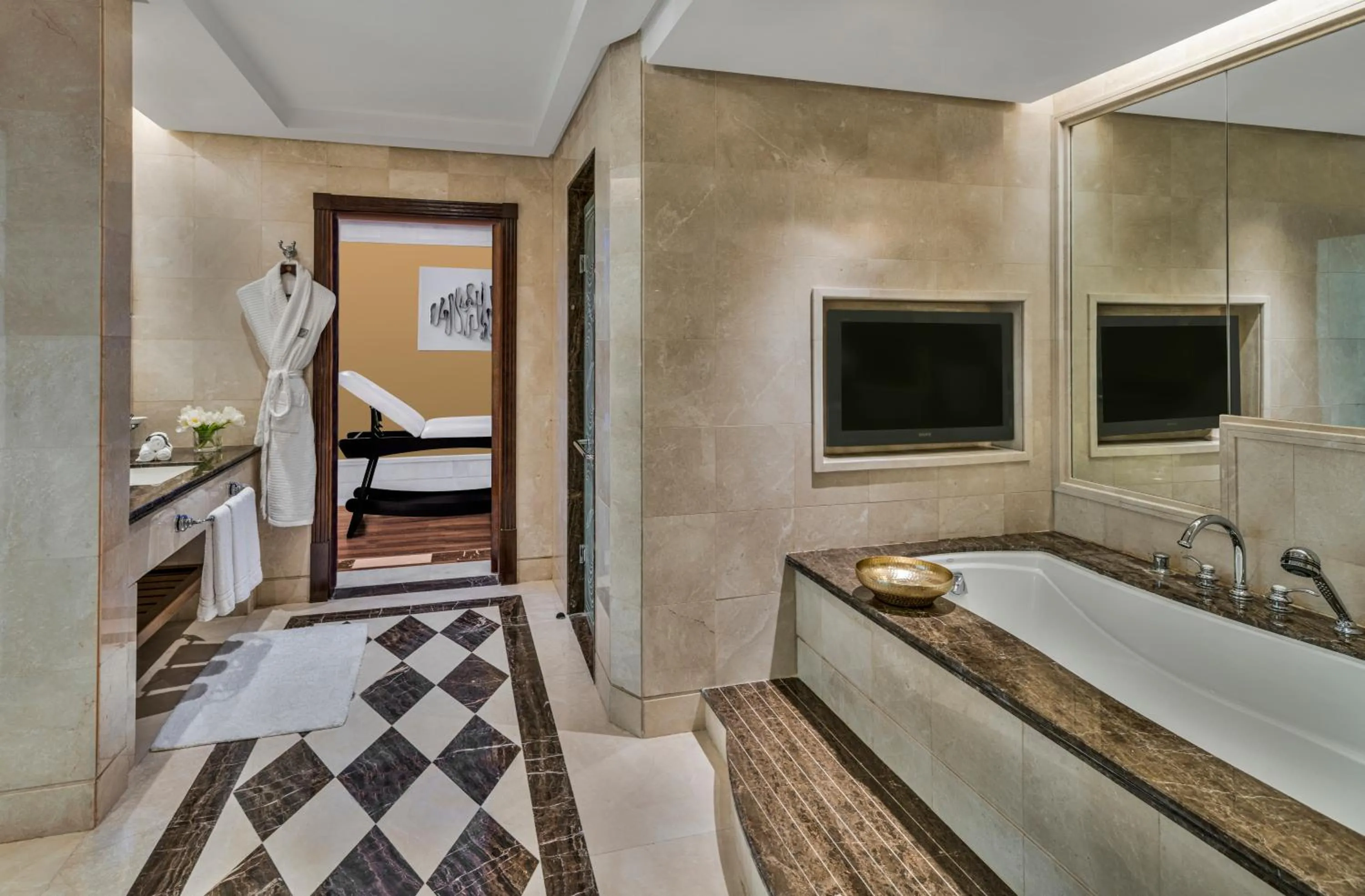 Bathroom in Makkah Clock Royal Tower, A Fairmont Hotel