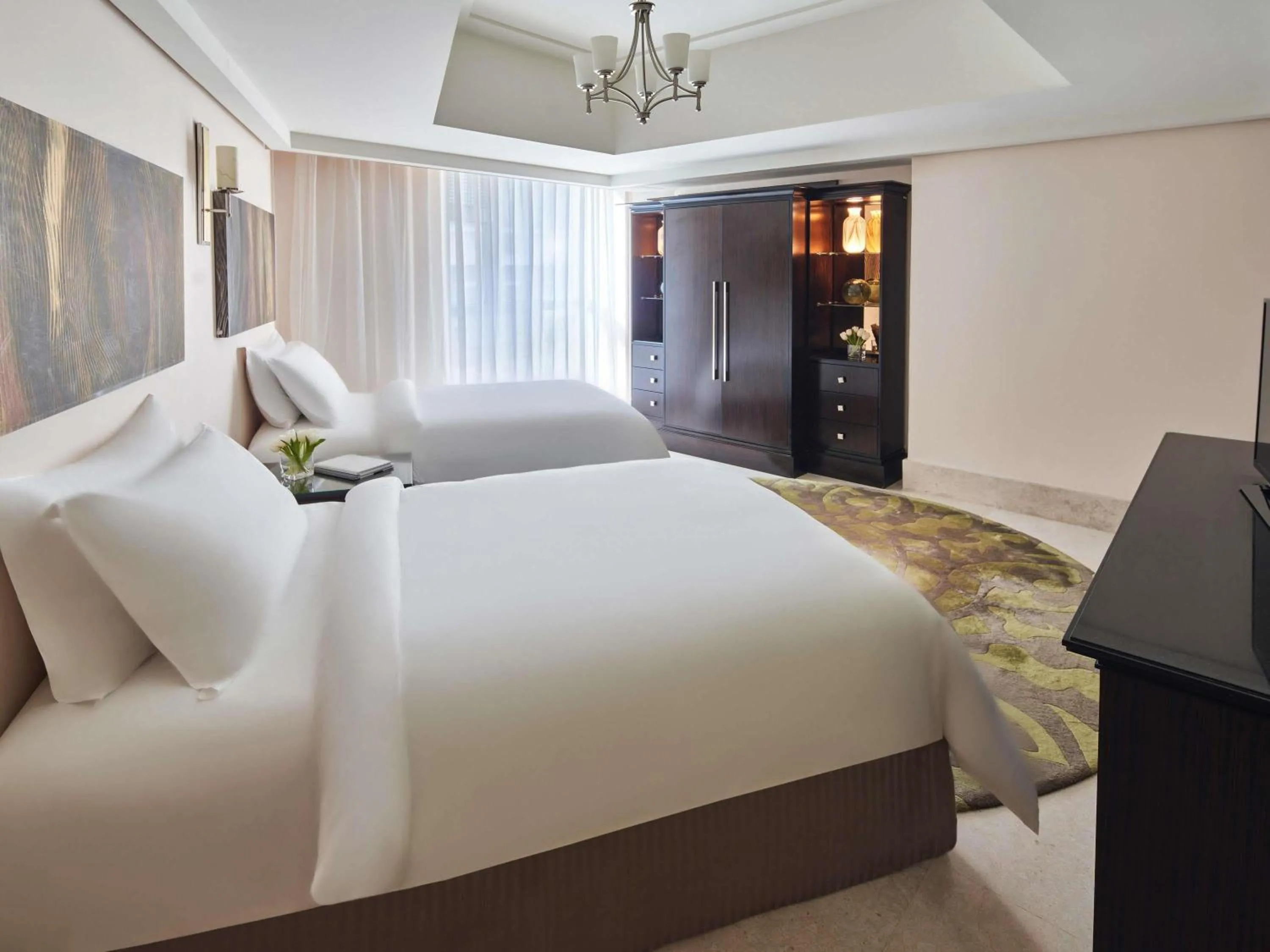 Bedroom, Bed in Makkah Clock Royal Tower, A Fairmont Hotel