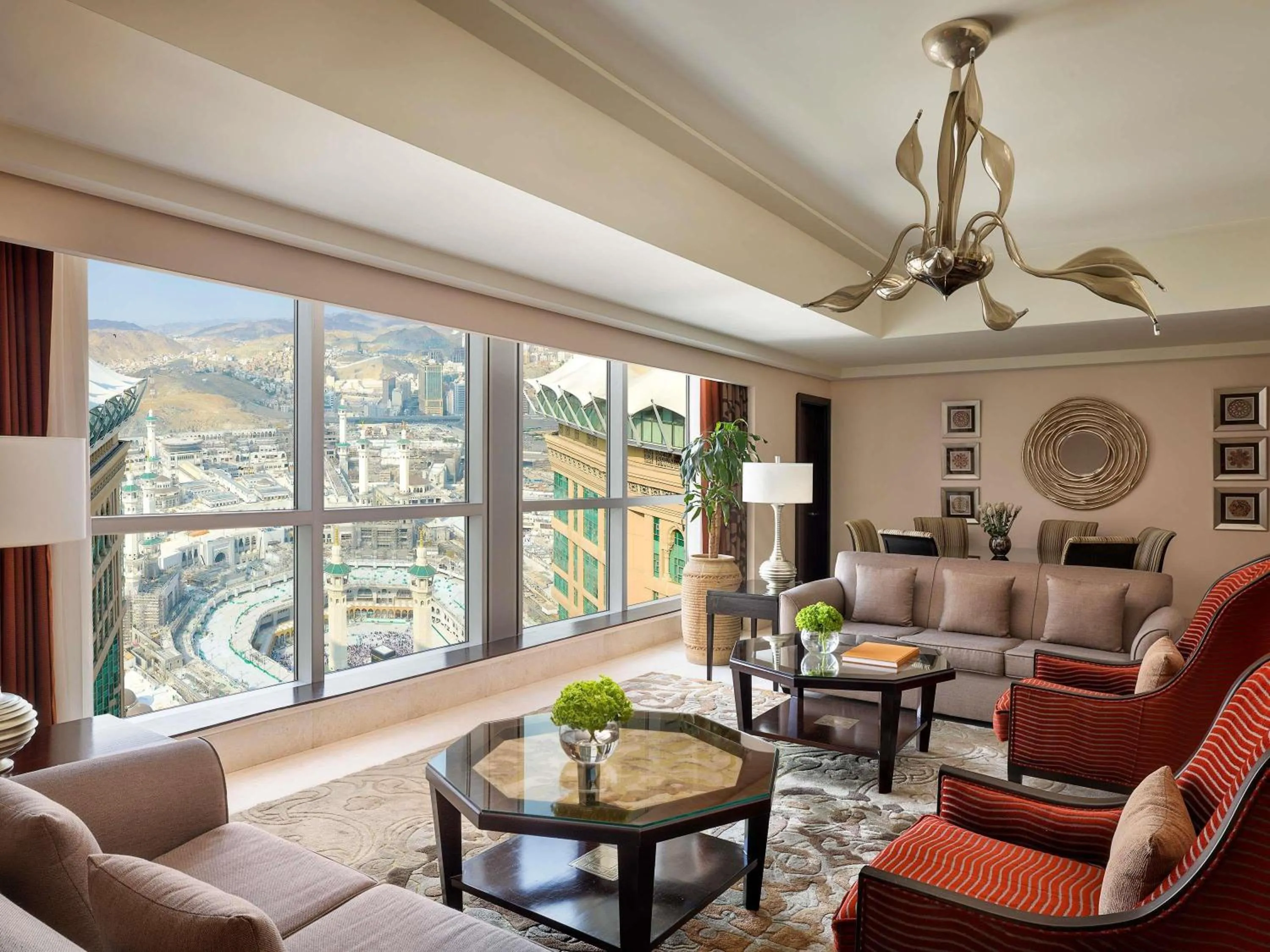 Bedroom in Makkah Clock Royal Tower, A Fairmont Hotel