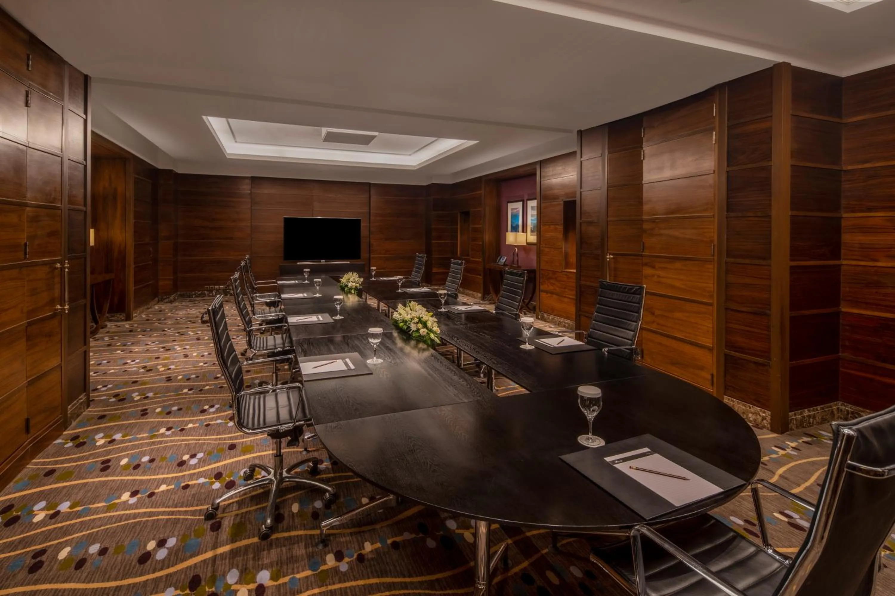 Meeting/conference room in Makkah Clock Royal Tower, A Fairmont Hotel