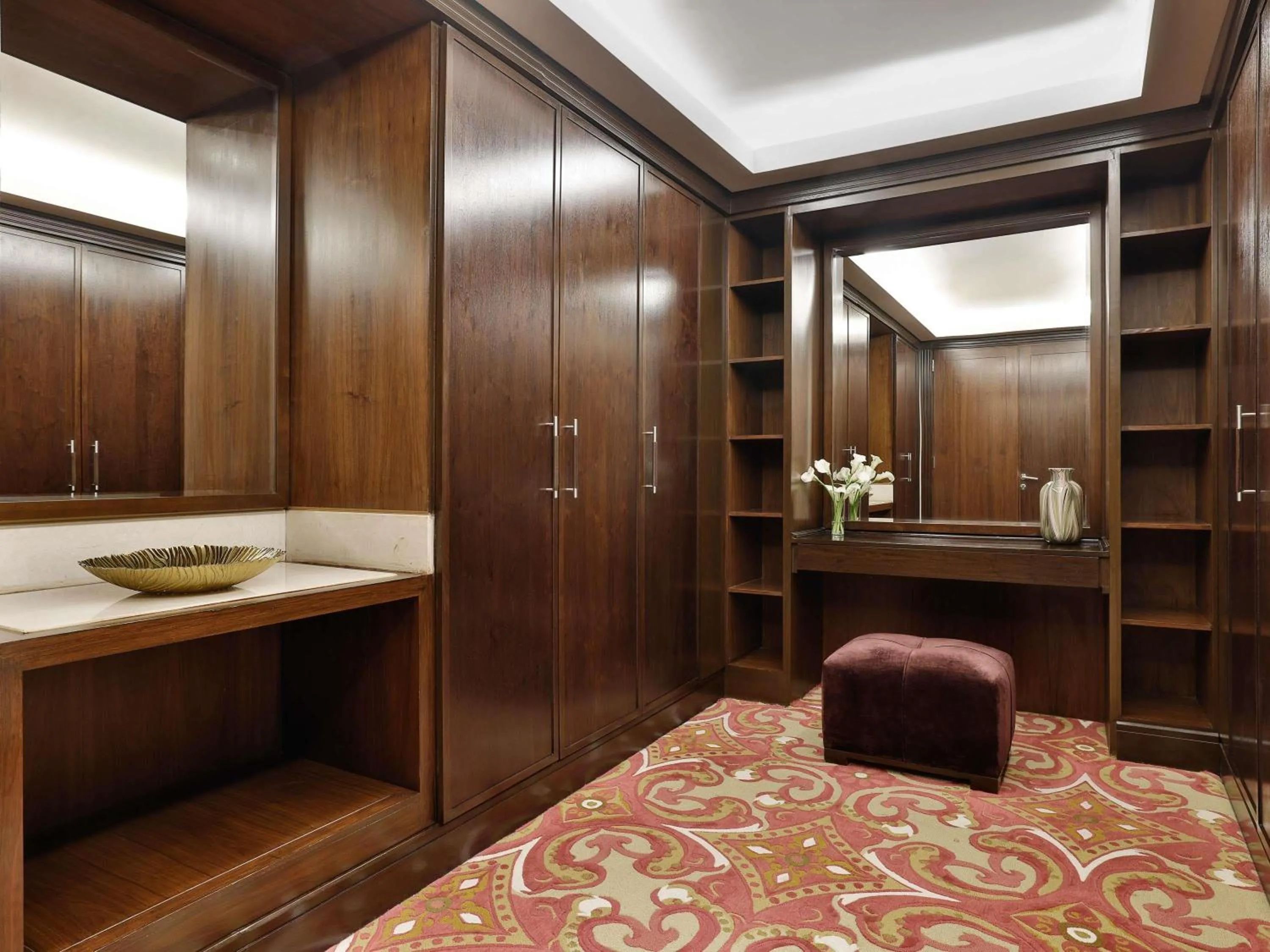 Bedroom, Bed in Makkah Clock Royal Tower, A Fairmont Hotel