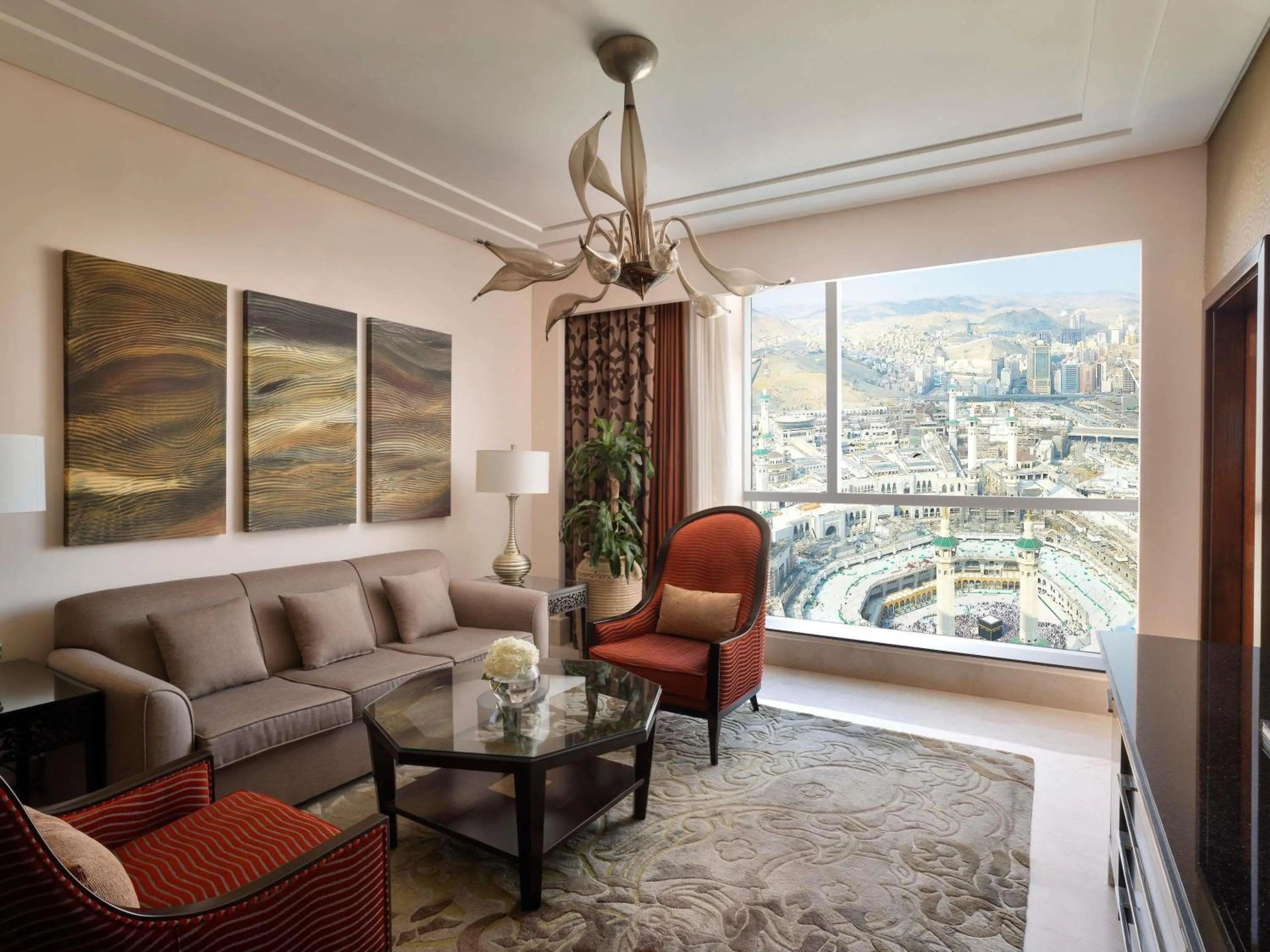 Bedroom in Makkah Clock Royal Tower, A Fairmont Hotel