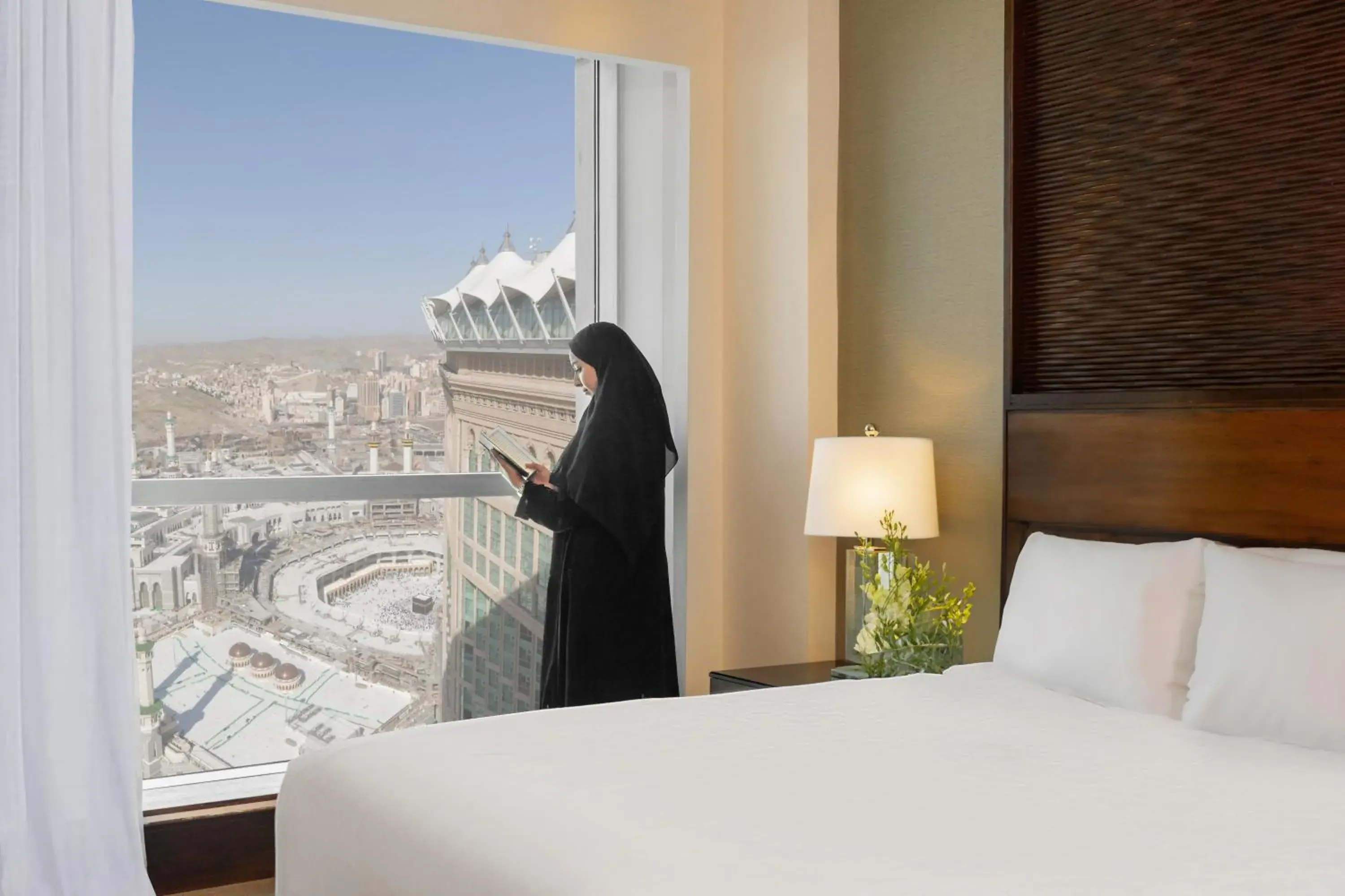 Guests, Bed in Makkah Clock Royal Tower, A Fairmont Hotel Guests, Bed in Makkah Clock Royal Tower, A Fairmont Hotel