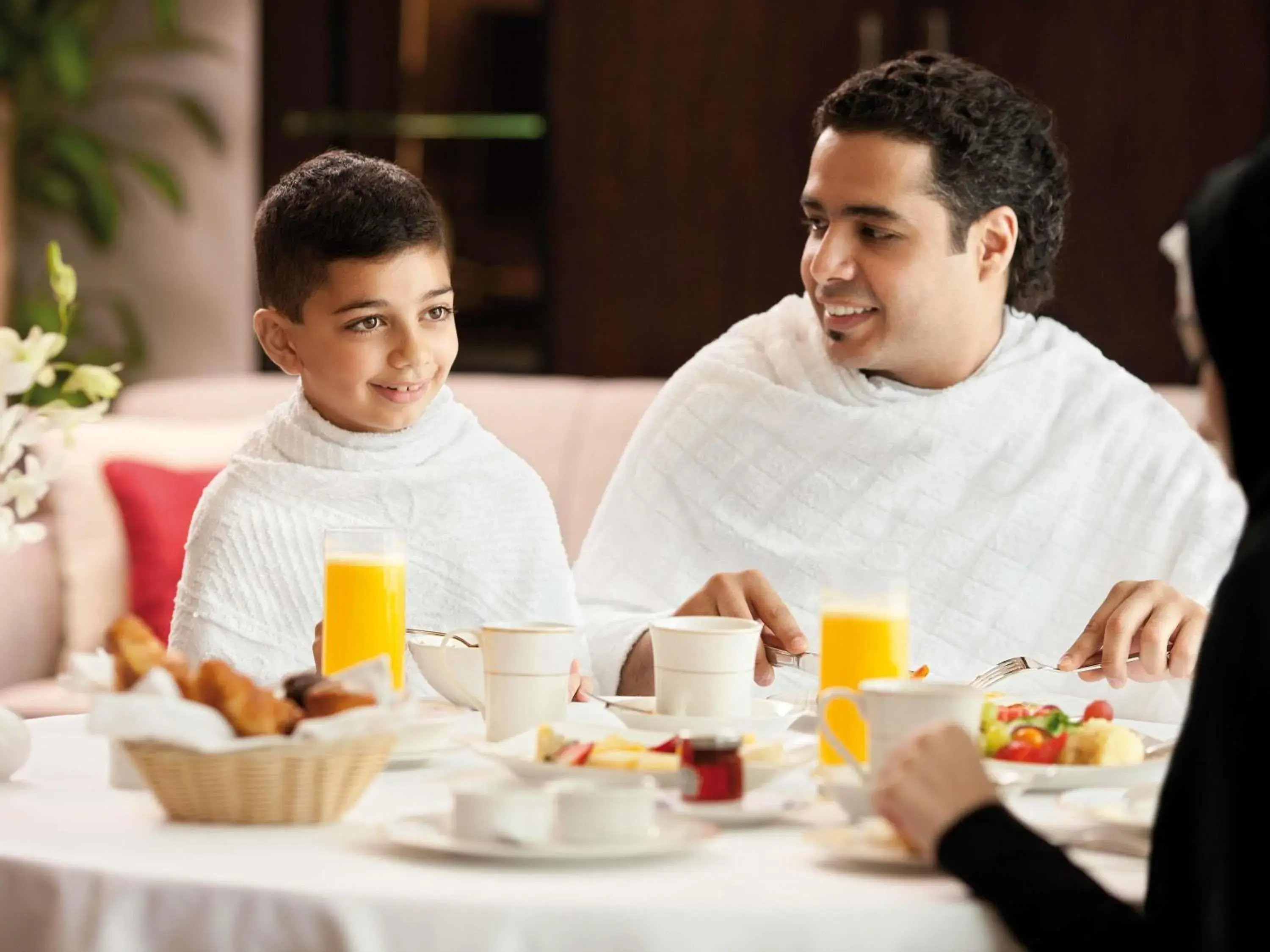 Restaurant/places to eat in Makkah Clock Royal Tower, A Fairmont Hotel Restaurant/places to eat in Makkah Clock Royal Tower, A Fairmont Hotel