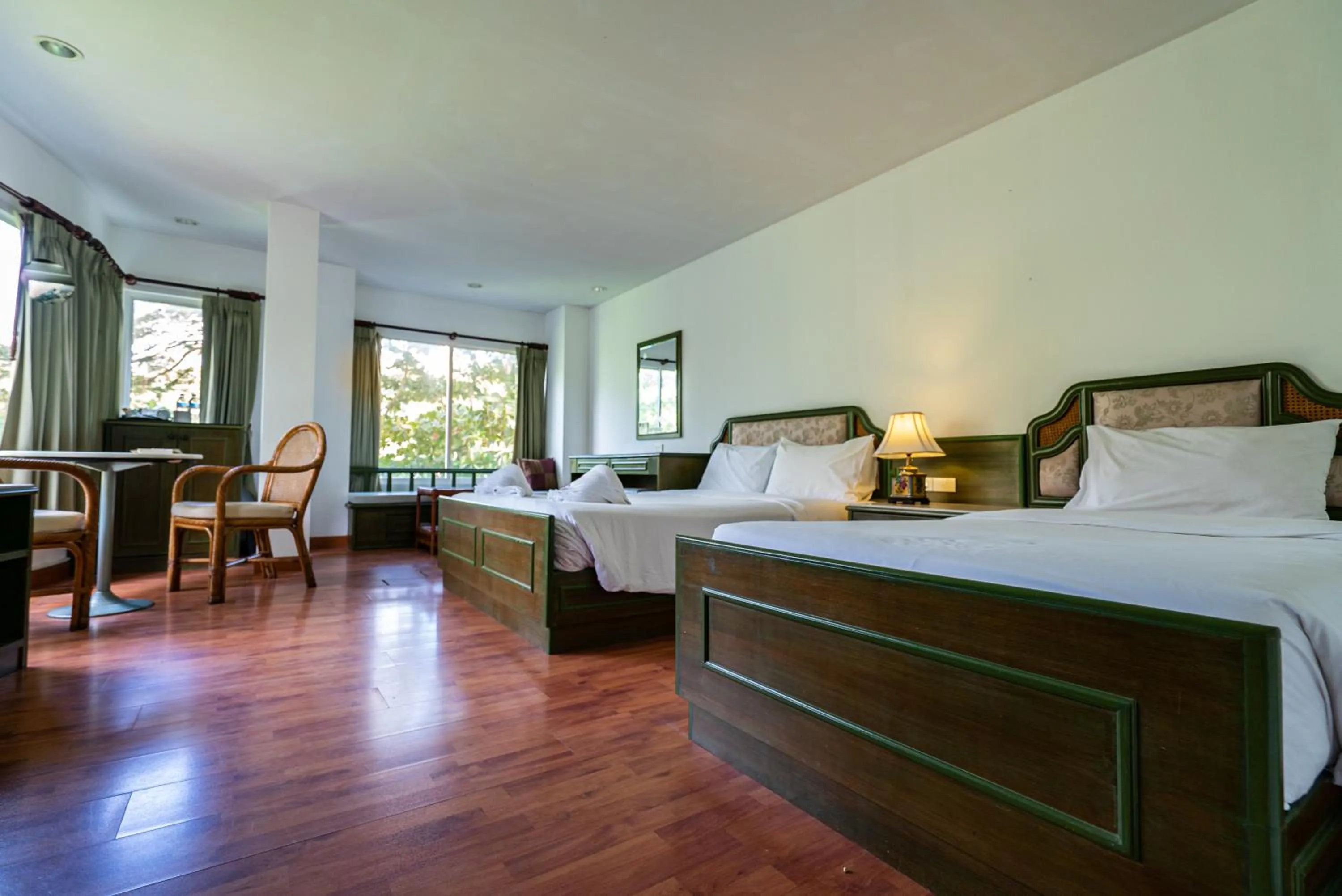 Bed in Chaweng Tara Hotel